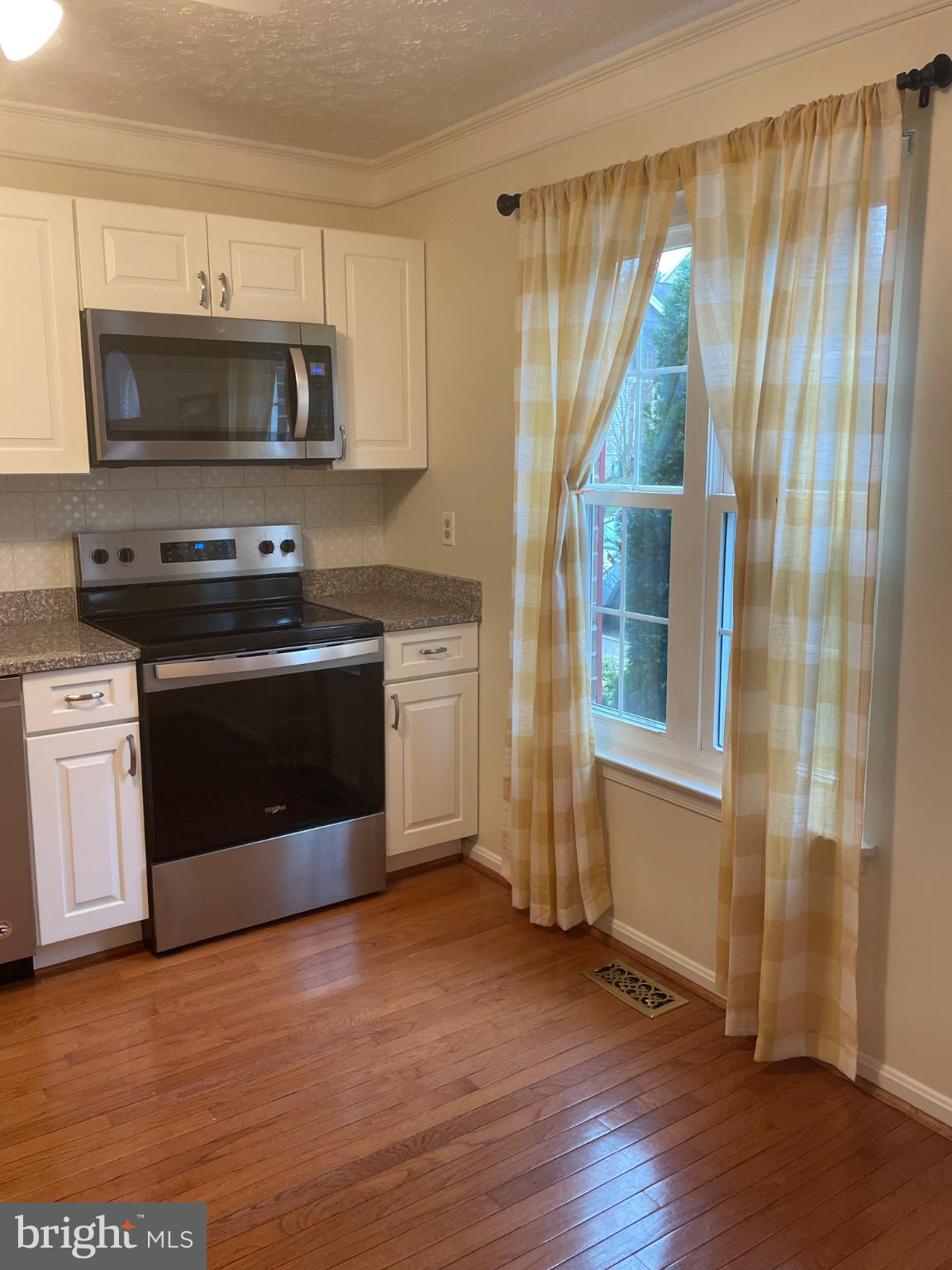 STONEHEDGE - Residential