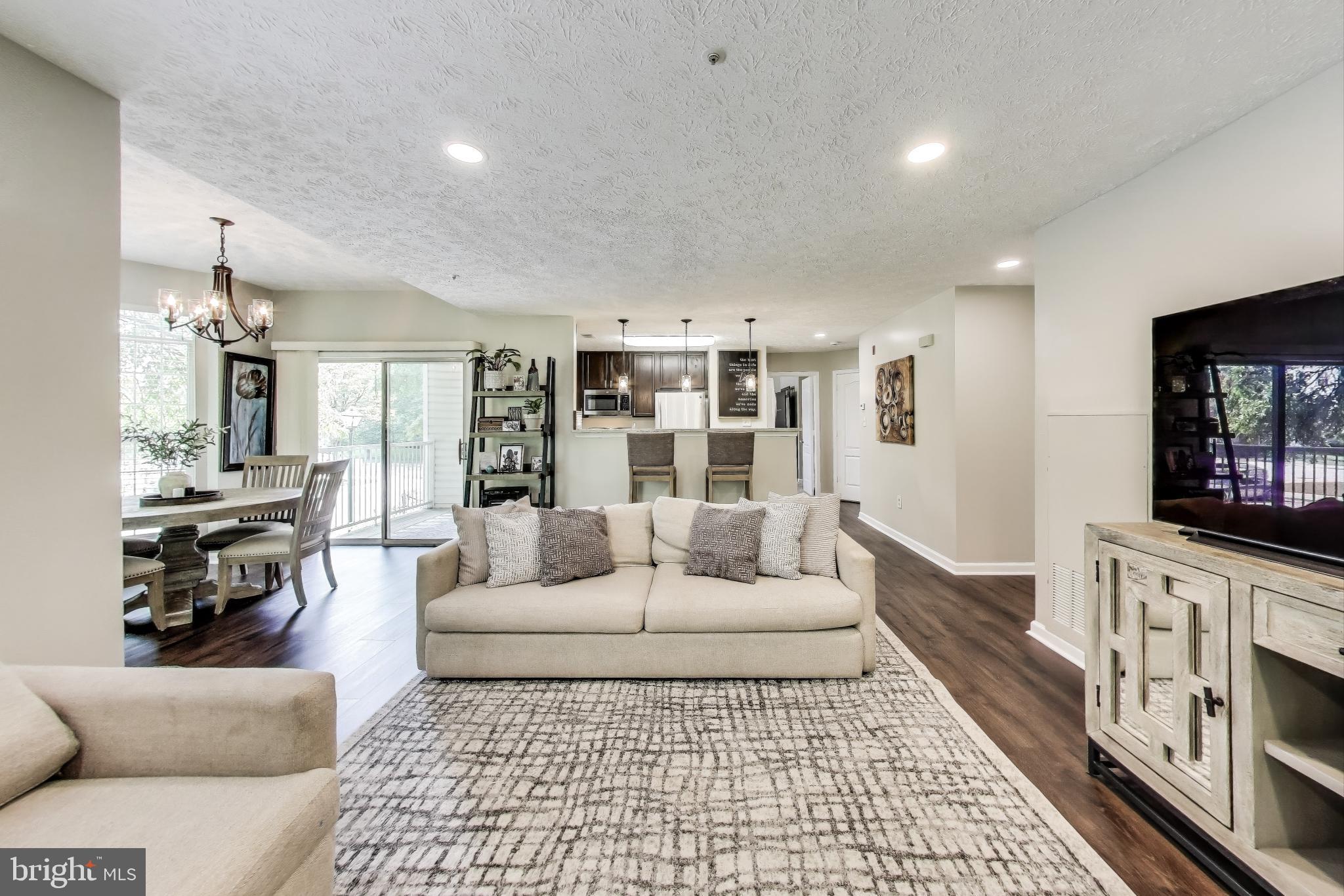 15602 EVERGLADE LANE 2-203