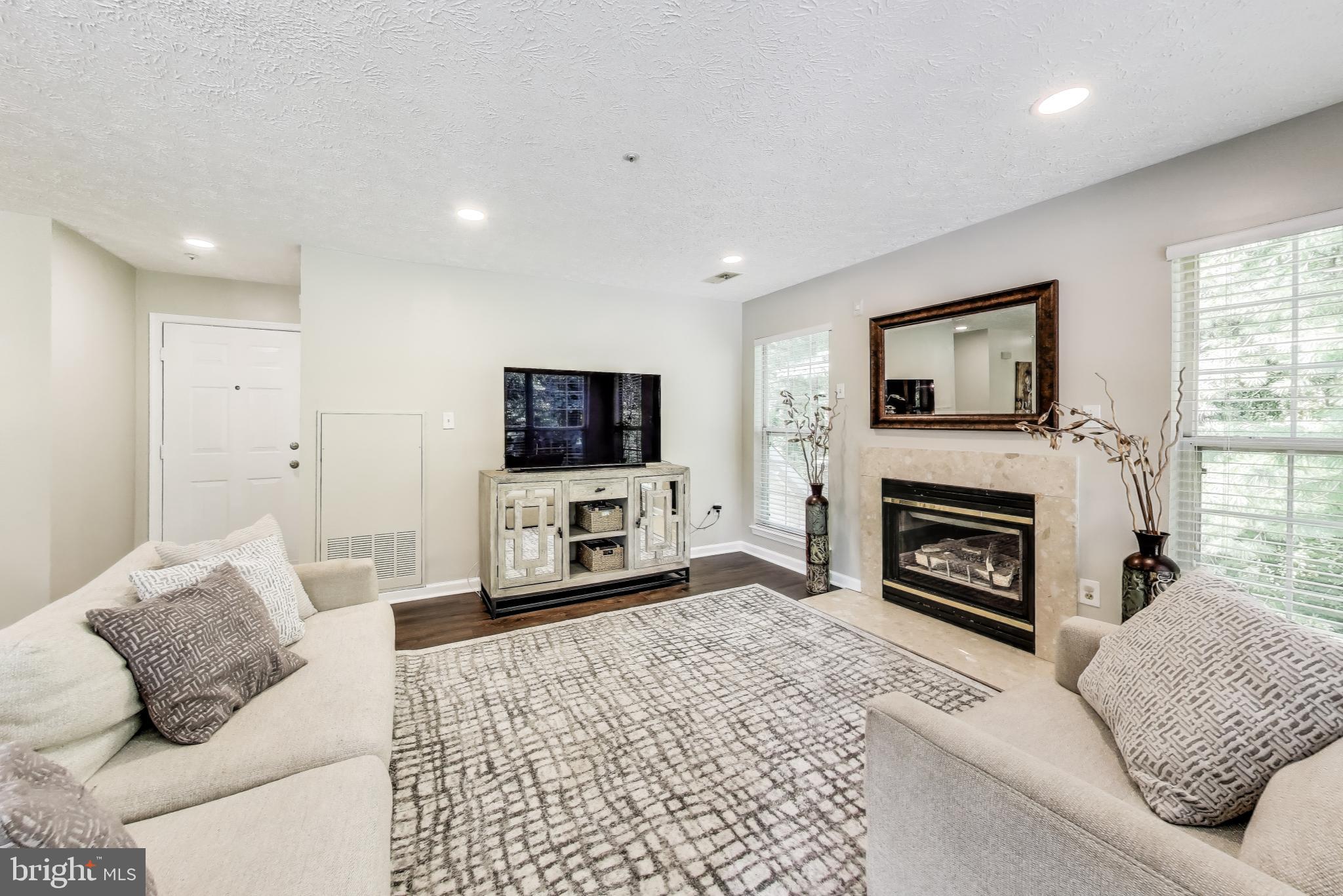 15602 EVERGLADE LANE 2-203