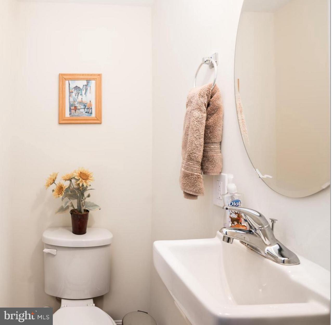 ATHENA SQUARE - Residential Lease