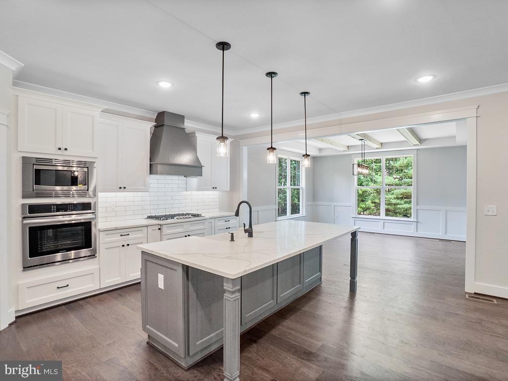 FAWN LAKE - Residential