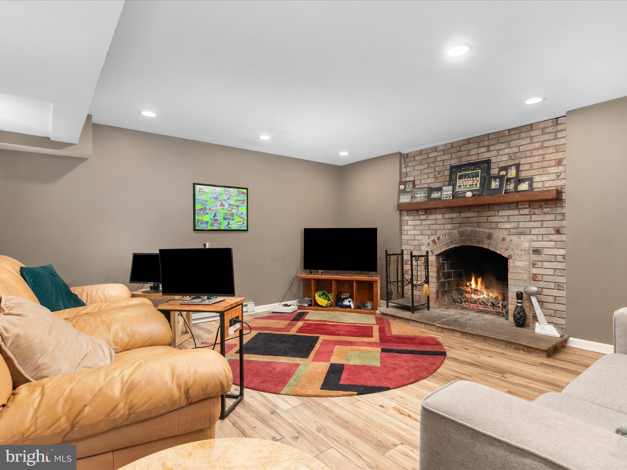 WILLERBURN ACRES - Residential