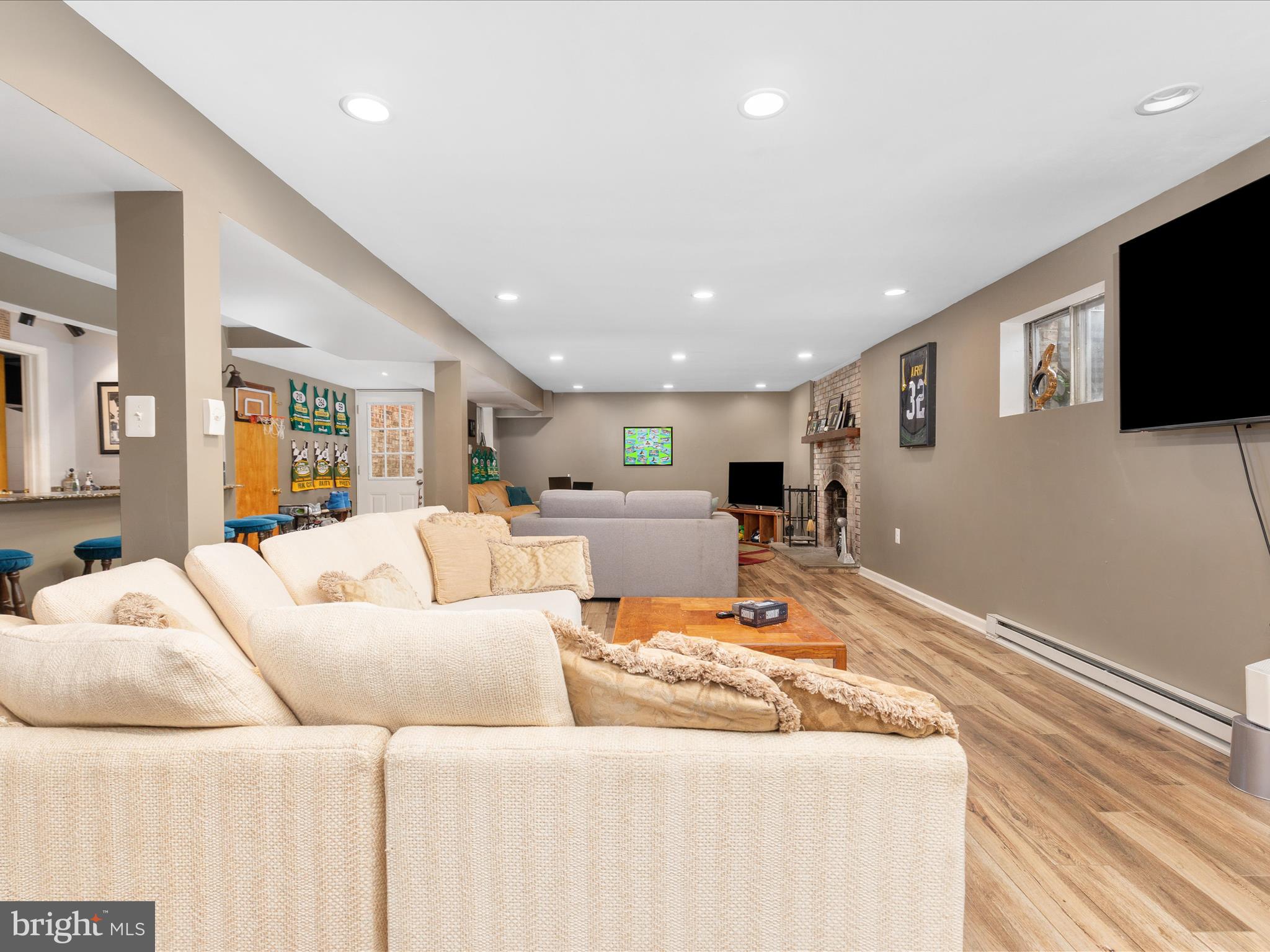 WILLERBURN ACRES - Residential