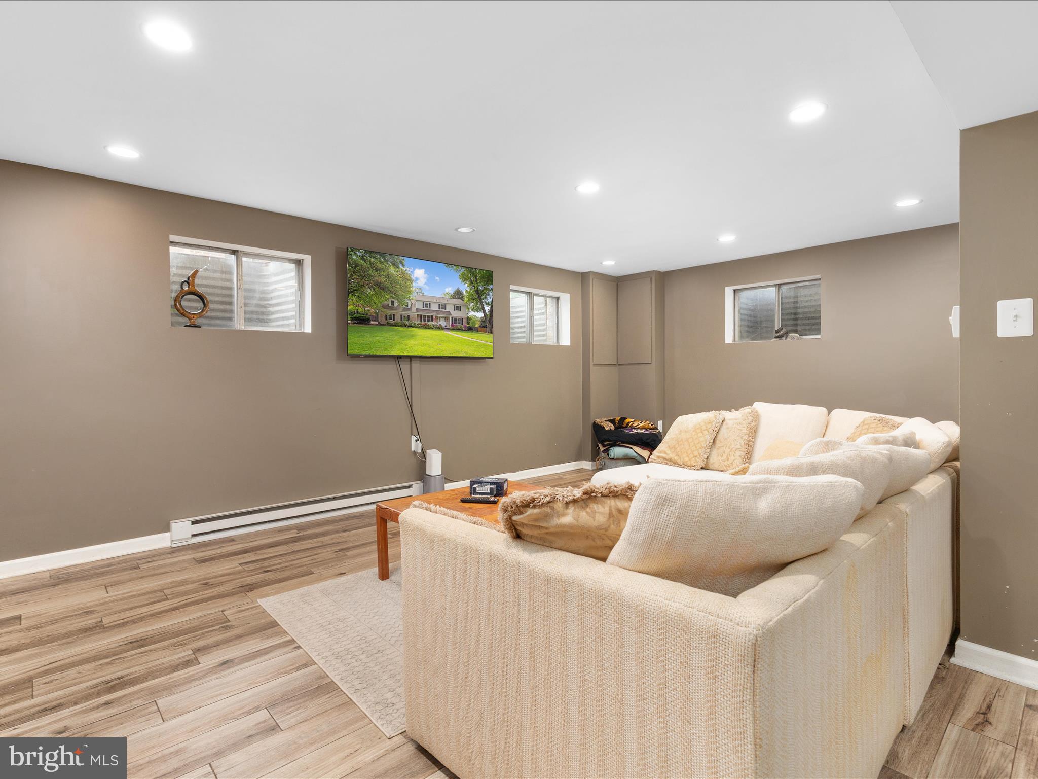 WILLERBURN ACRES - Residential