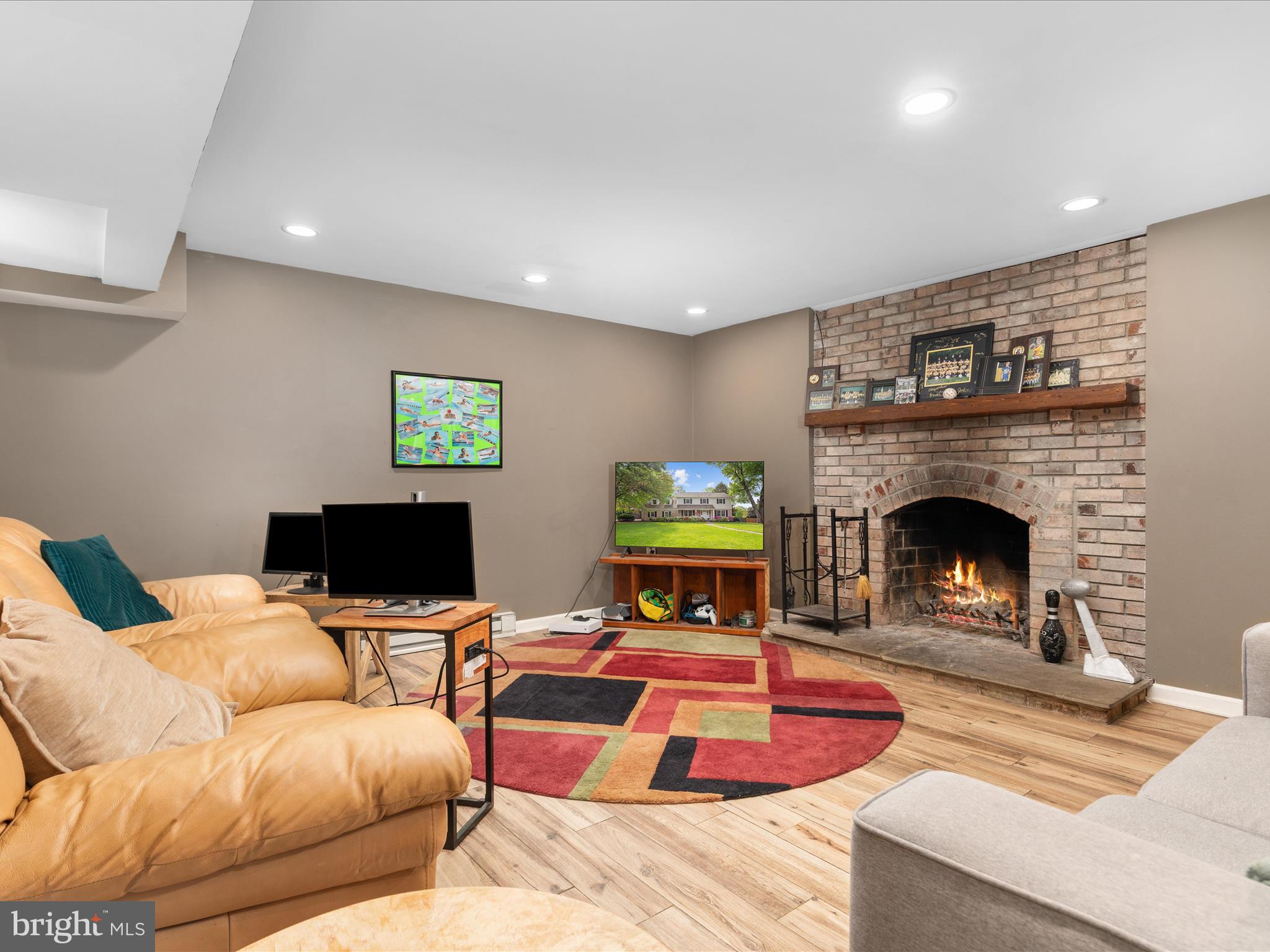 WILLERBURN ACRES - Residential