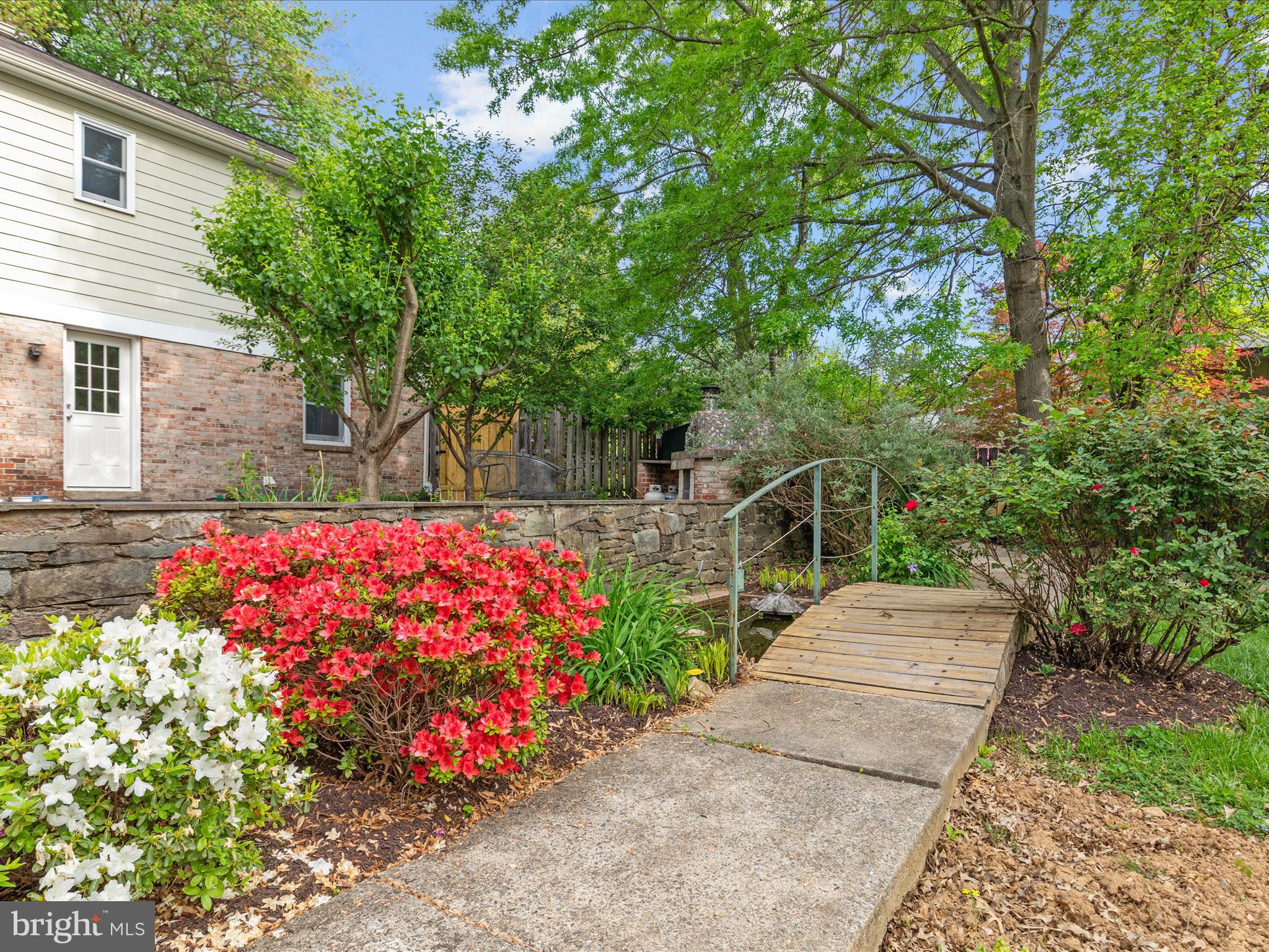 WILLERBURN ACRES - Residential