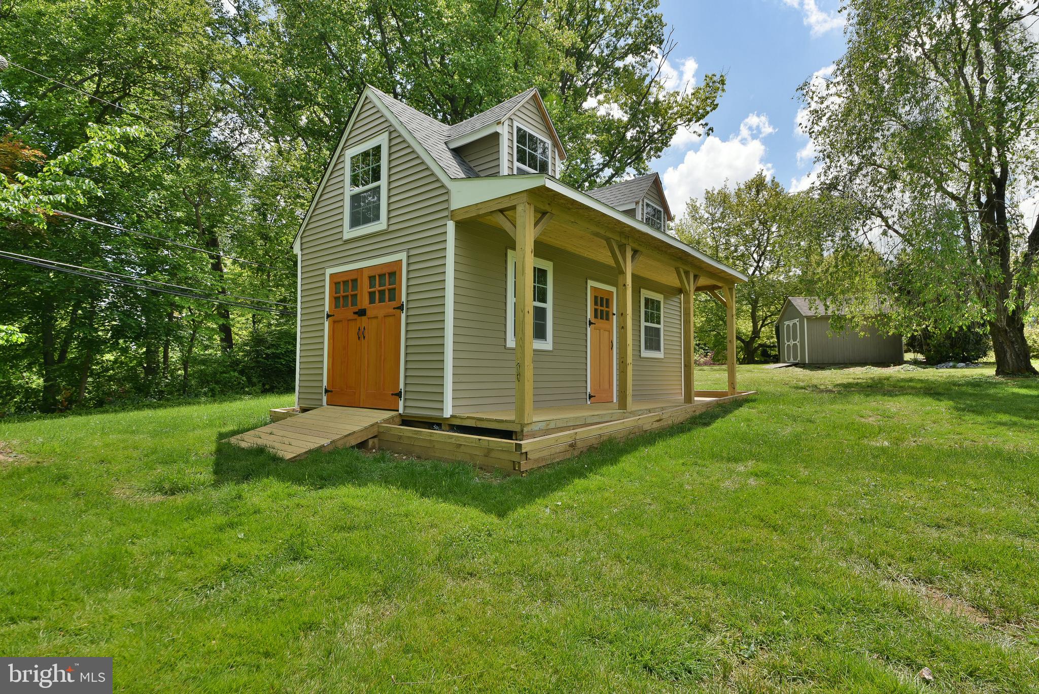 NESHAMINY HILLS - Residential Income