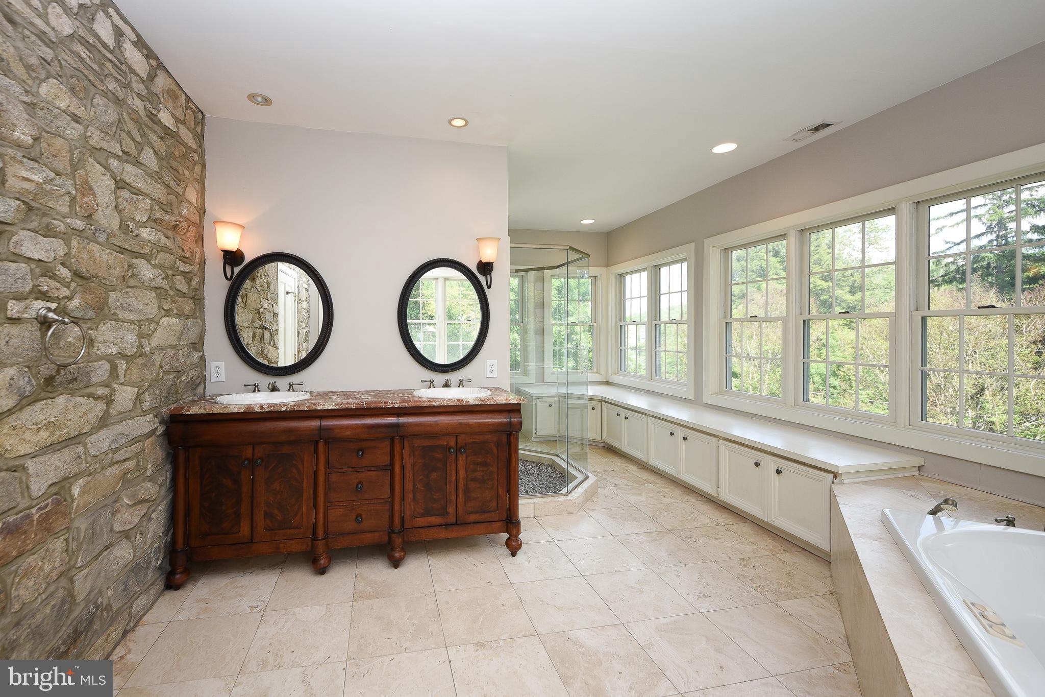 NESHAMINY HILLS - Residential Income