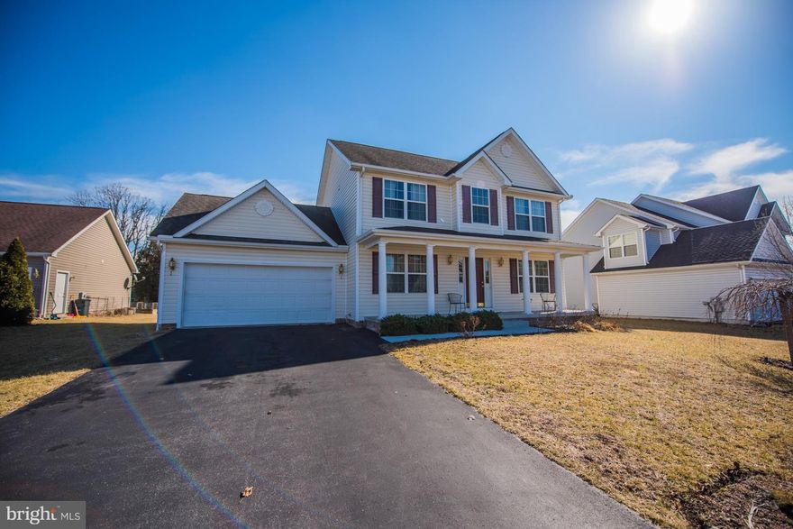 This gorgeous 3 bedroom 3 1/2 bath home is move in ready! Great subdivision, commuters dream! House shows like a dream! Spacious 3 levels with nice outdoor patio & gazebo backs to tree line (Premium lot). Great floor plan & mostly finished basement. Energy smart H20 Heater, 3 year new Heat Pump, Dual zoned, tray ceiling, 2 car garage & much more!