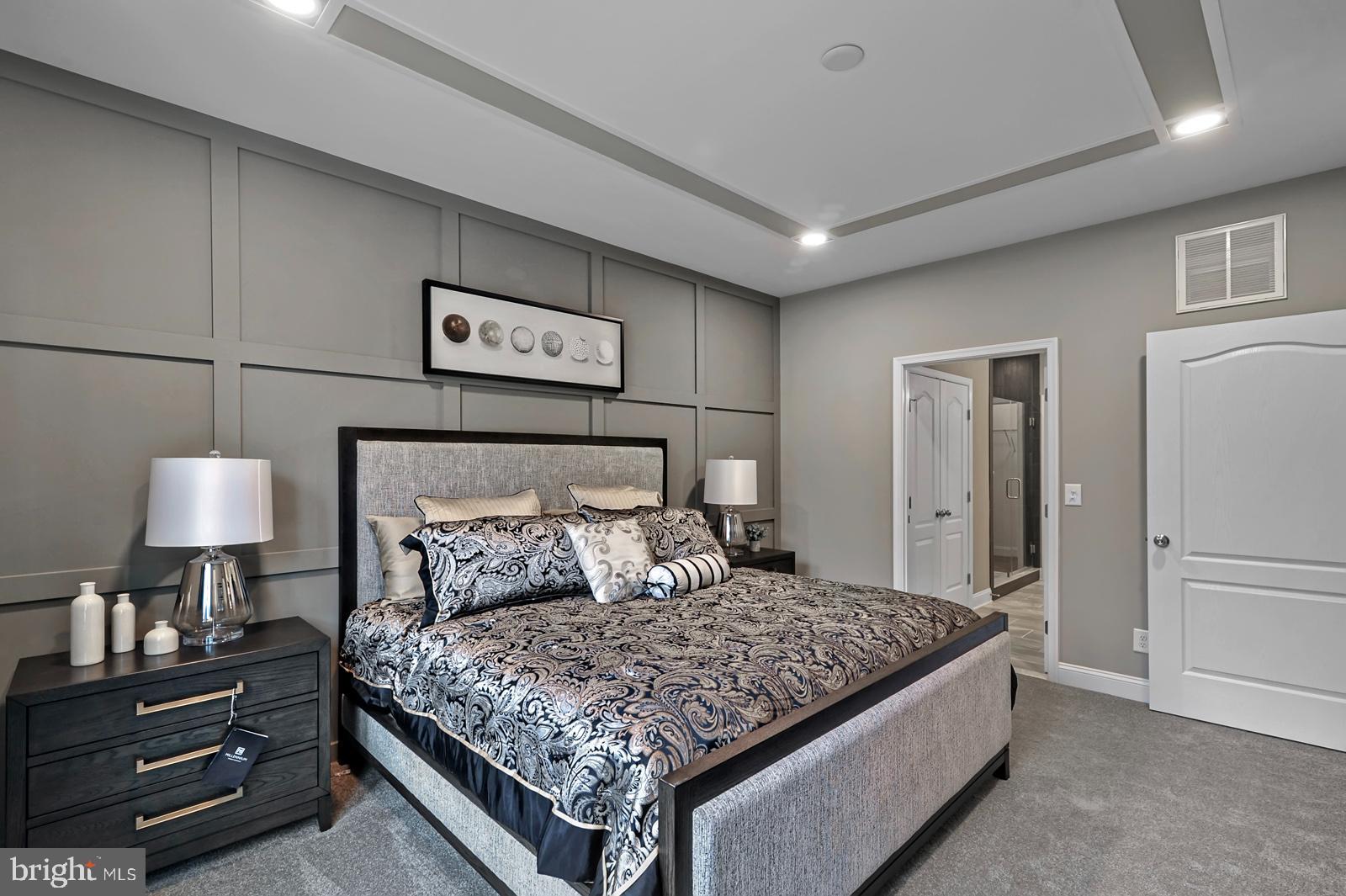 PINEHURST VILLAGE - Residential