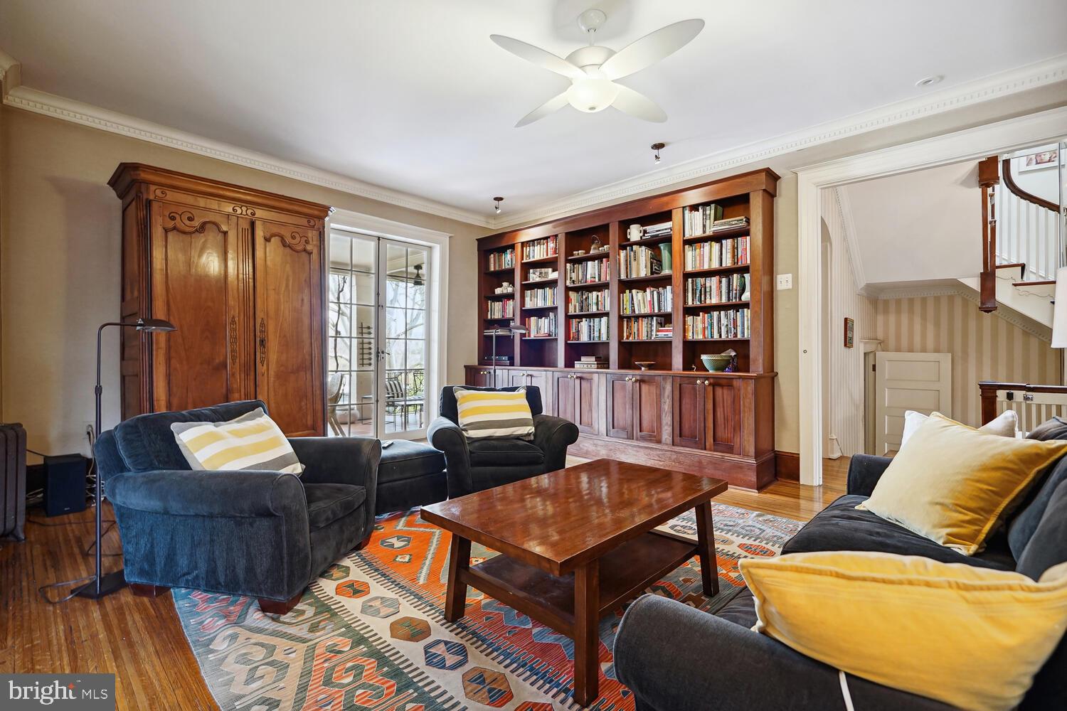 WOODLEY PARK - Residential