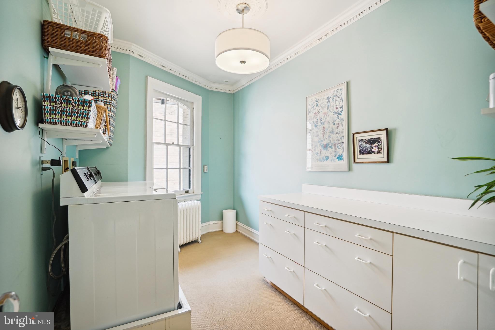 WOODLEY PARK - Residential