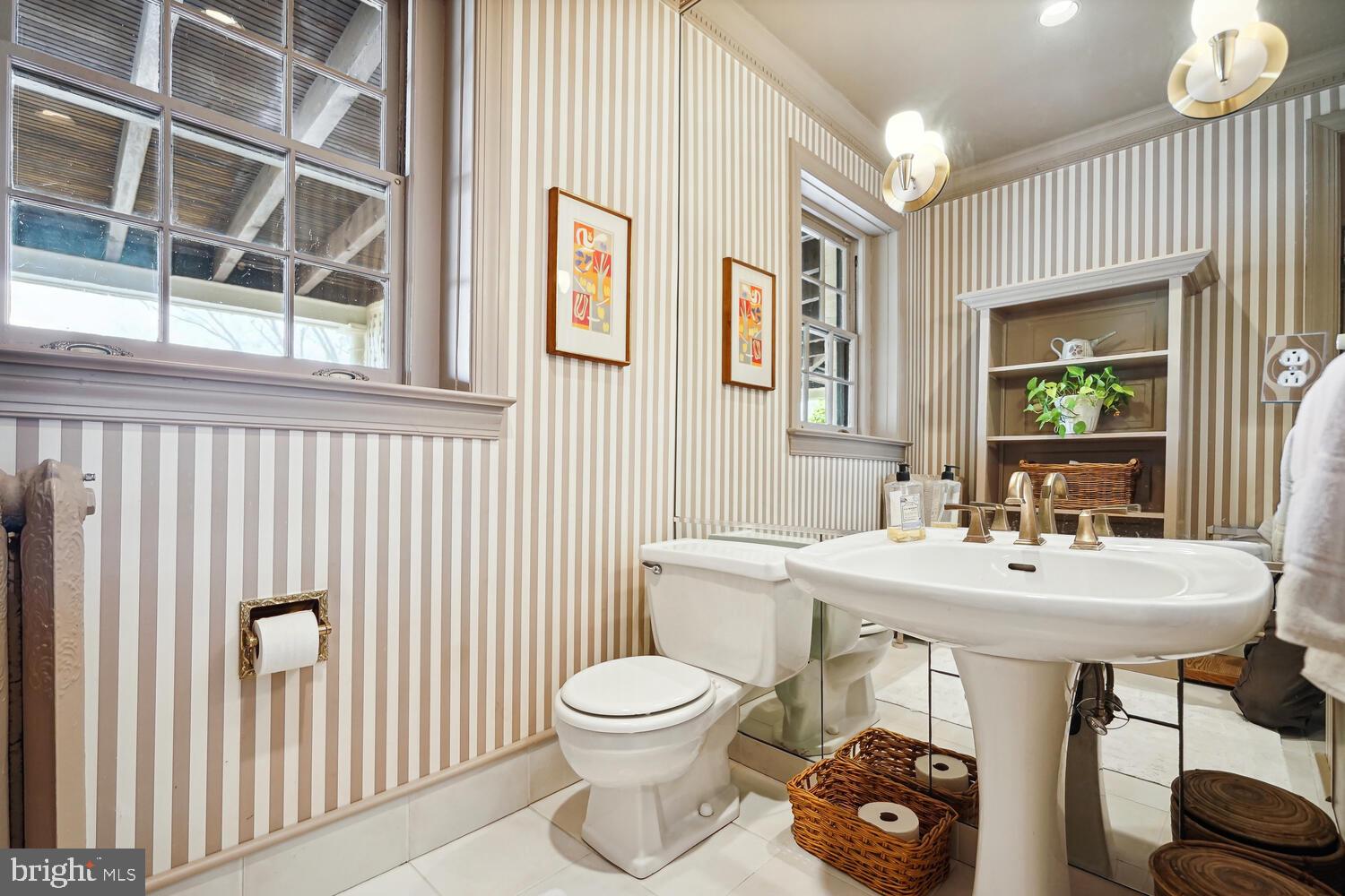 WOODLEY PARK - Residential