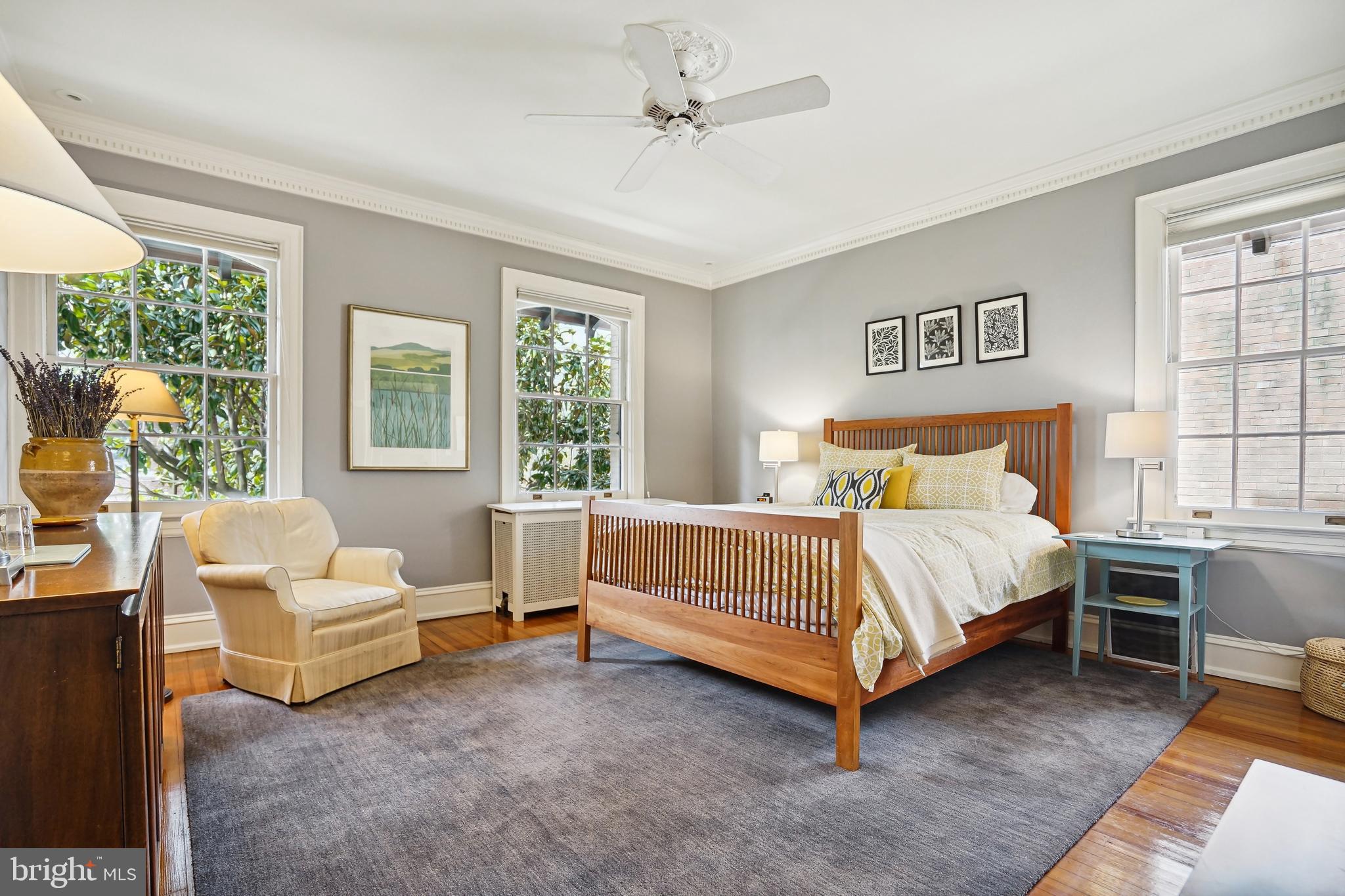 WOODLEY PARK - Residential