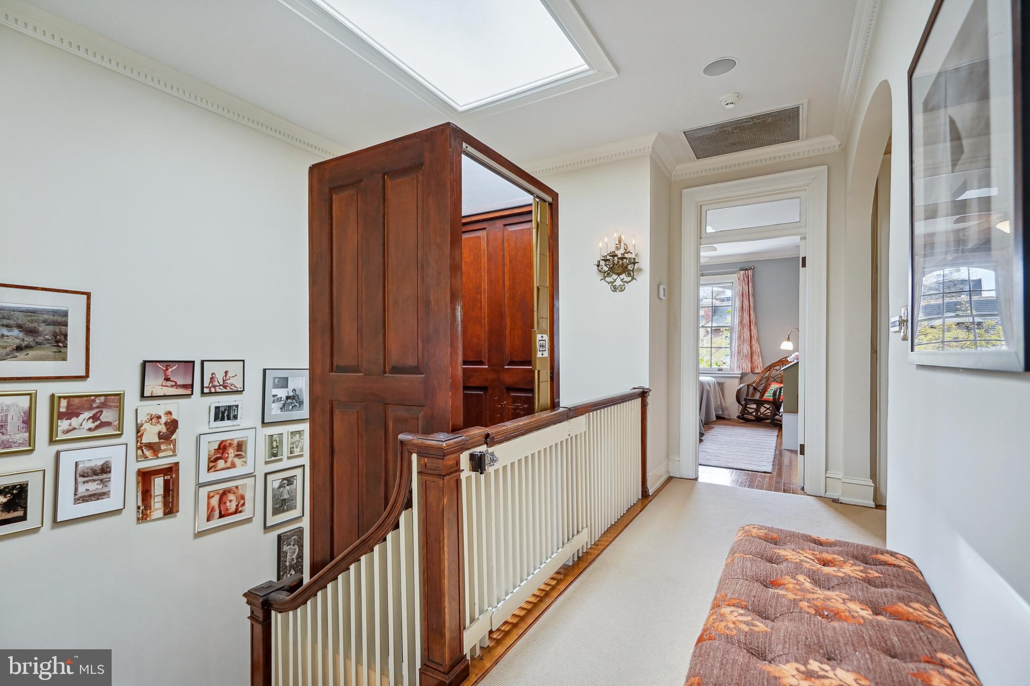 WOODLEY PARK - Residential