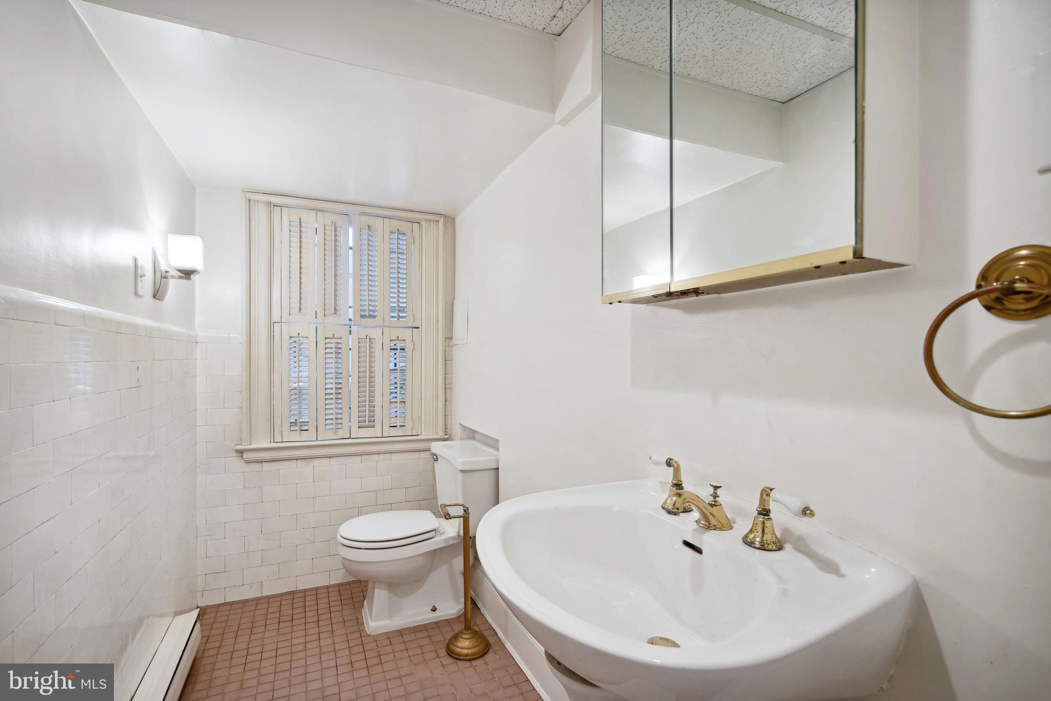 WOODLEY PARK - Residential