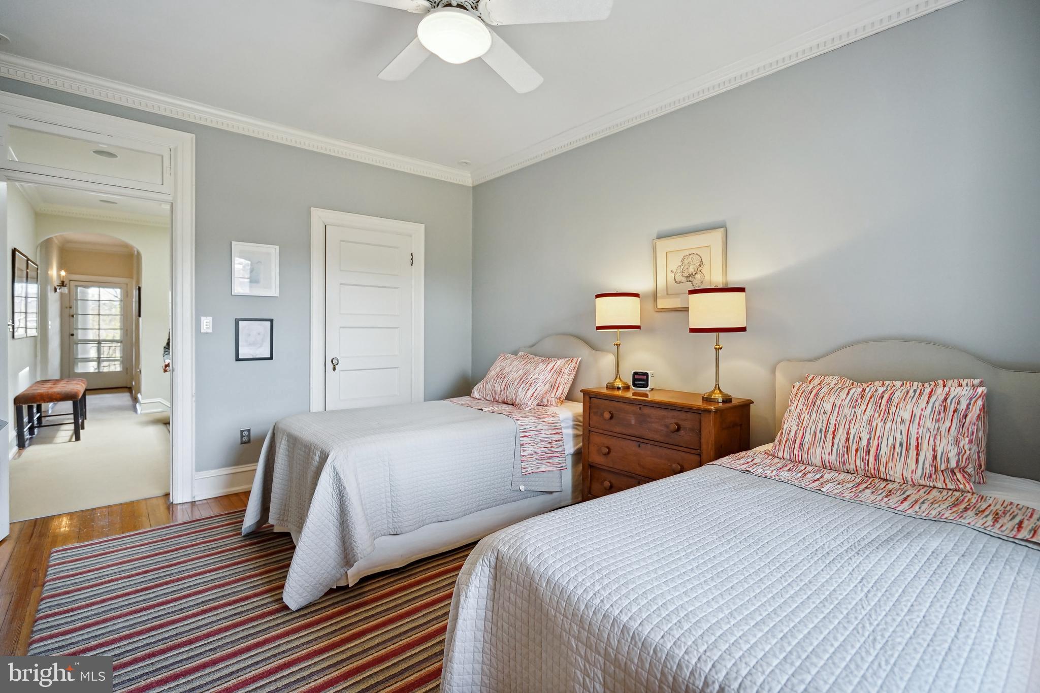 WOODLEY PARK - Residential