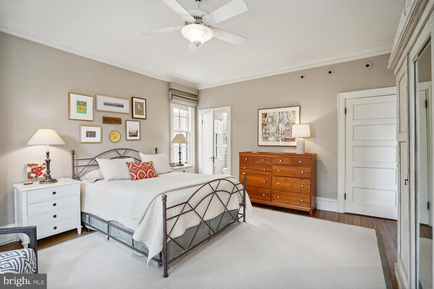 WOODLEY PARK - Residential