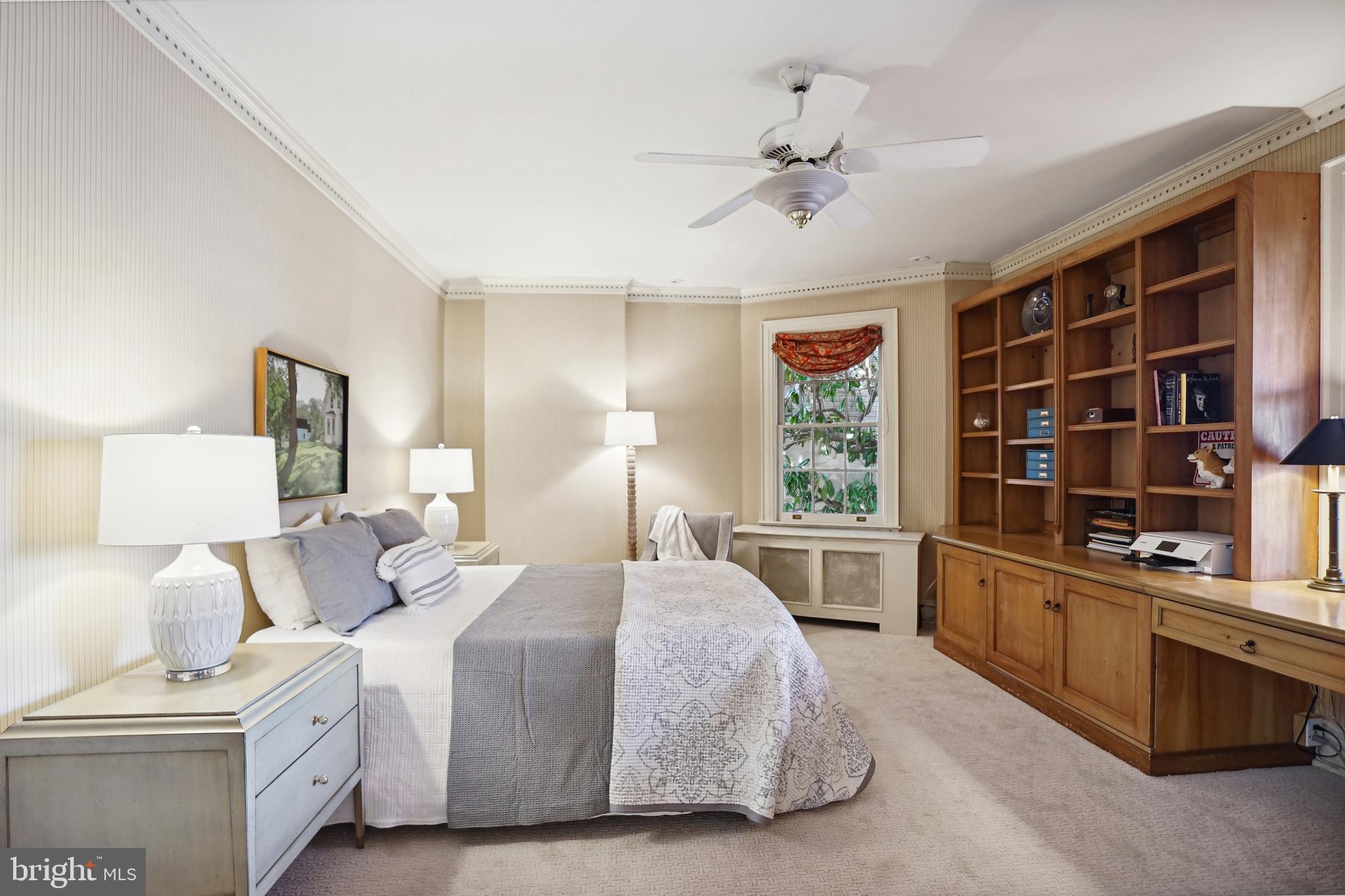 WOODLEY PARK - Residential