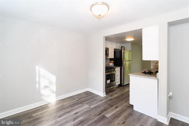 5443 HILDEBRAND COURT