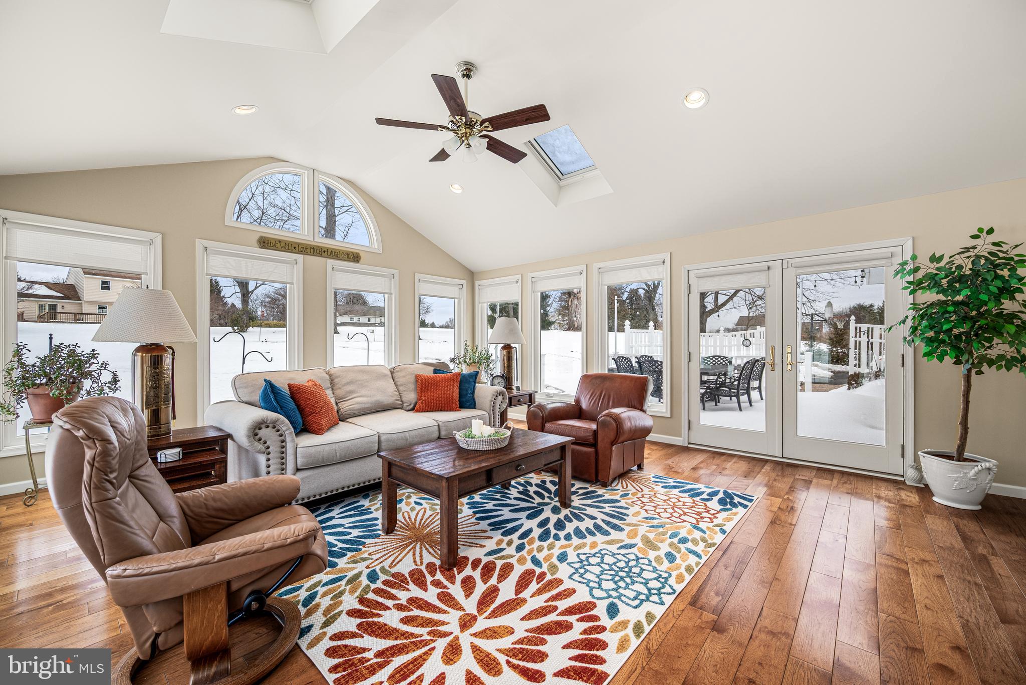 BOW TREE - Residential