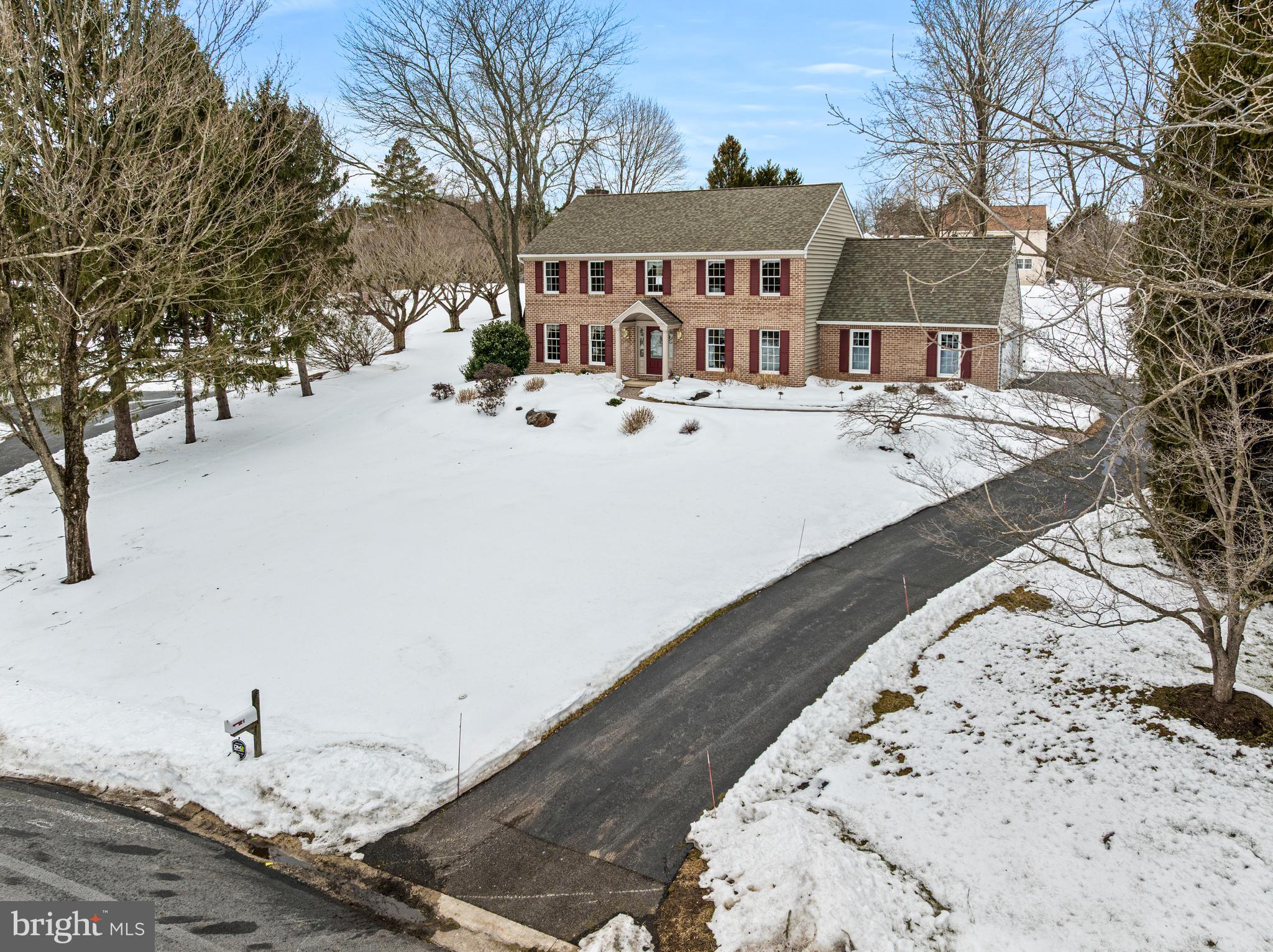 BOW TREE - Residential