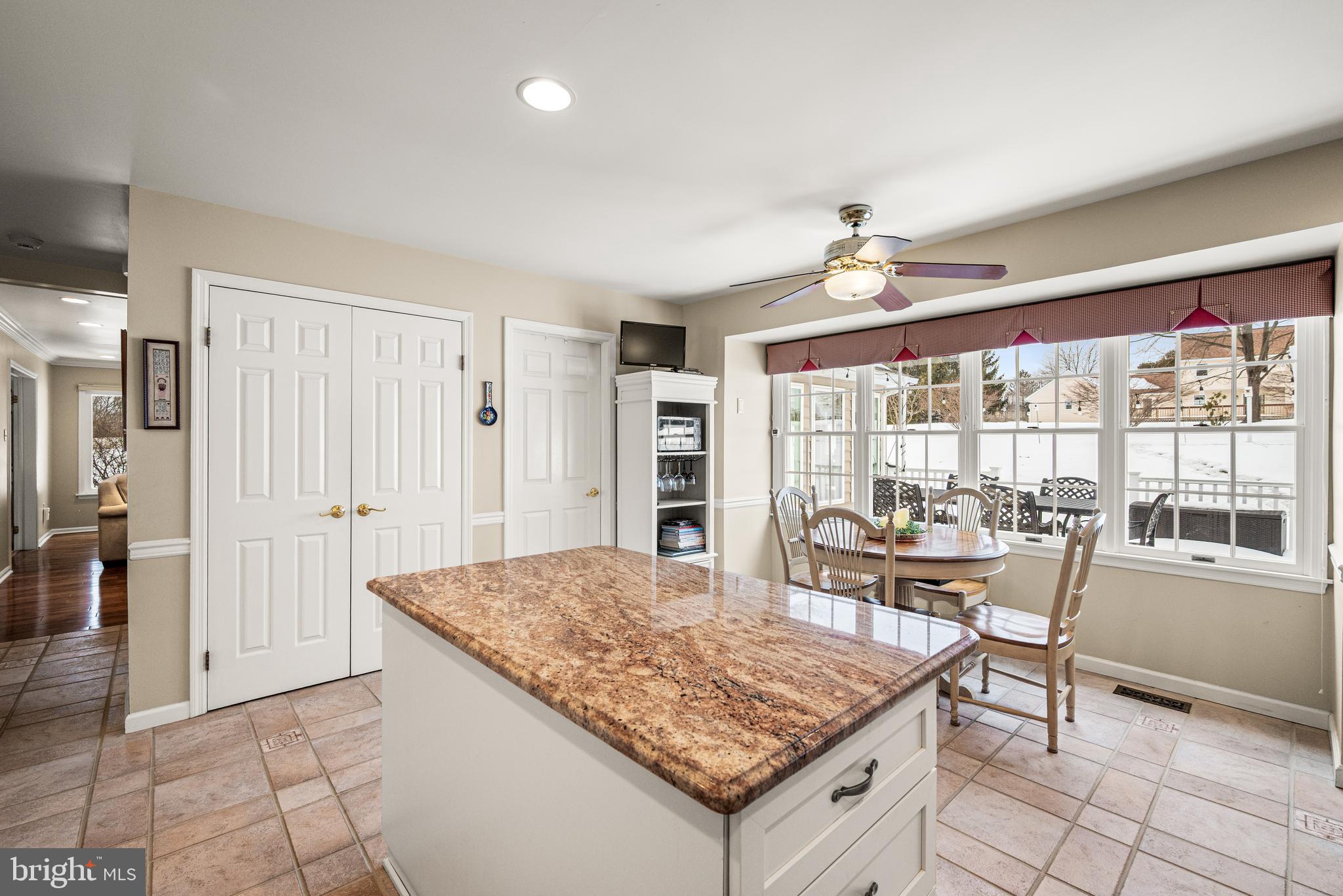 BOW TREE - Residential