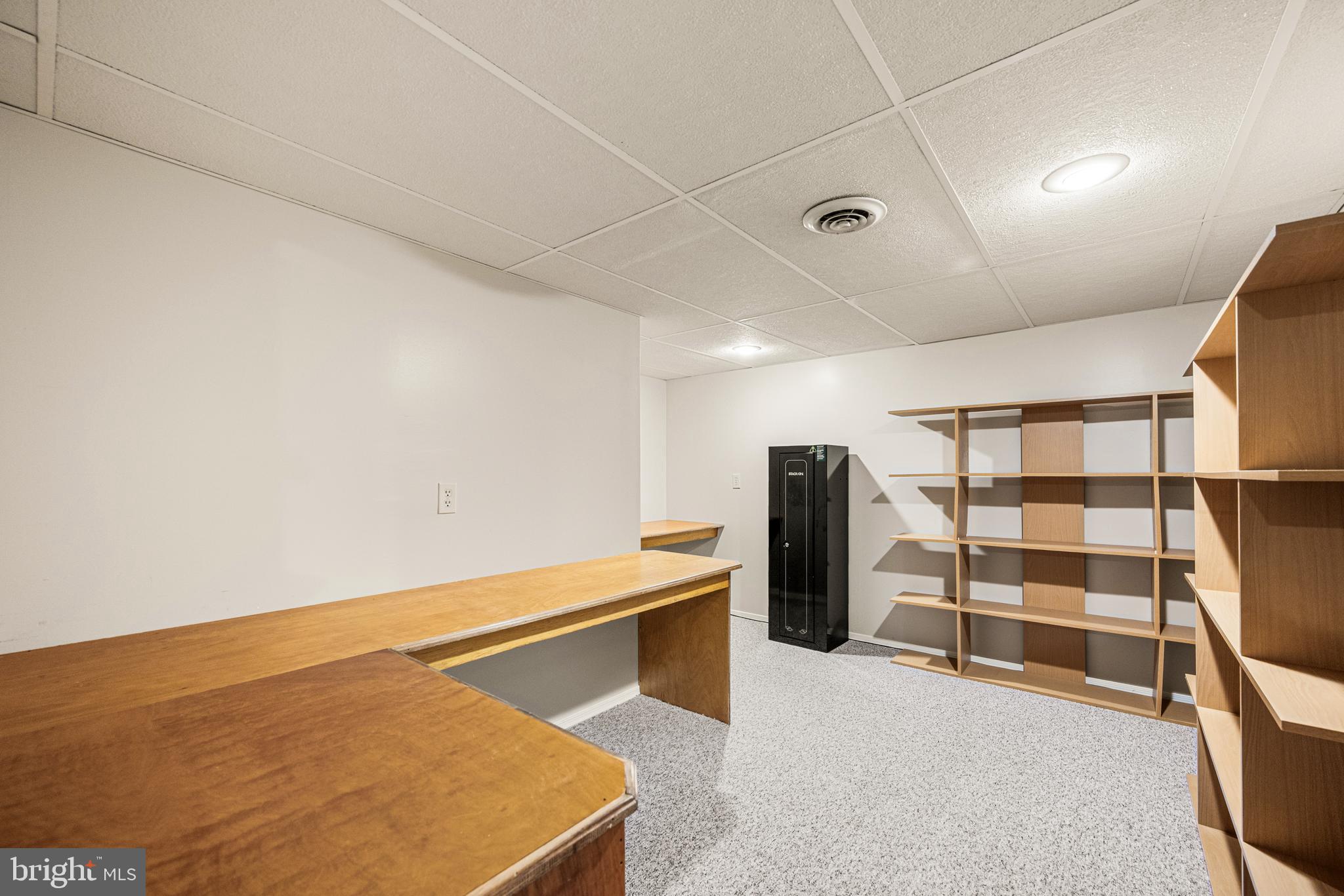 BOW TREE - Residential