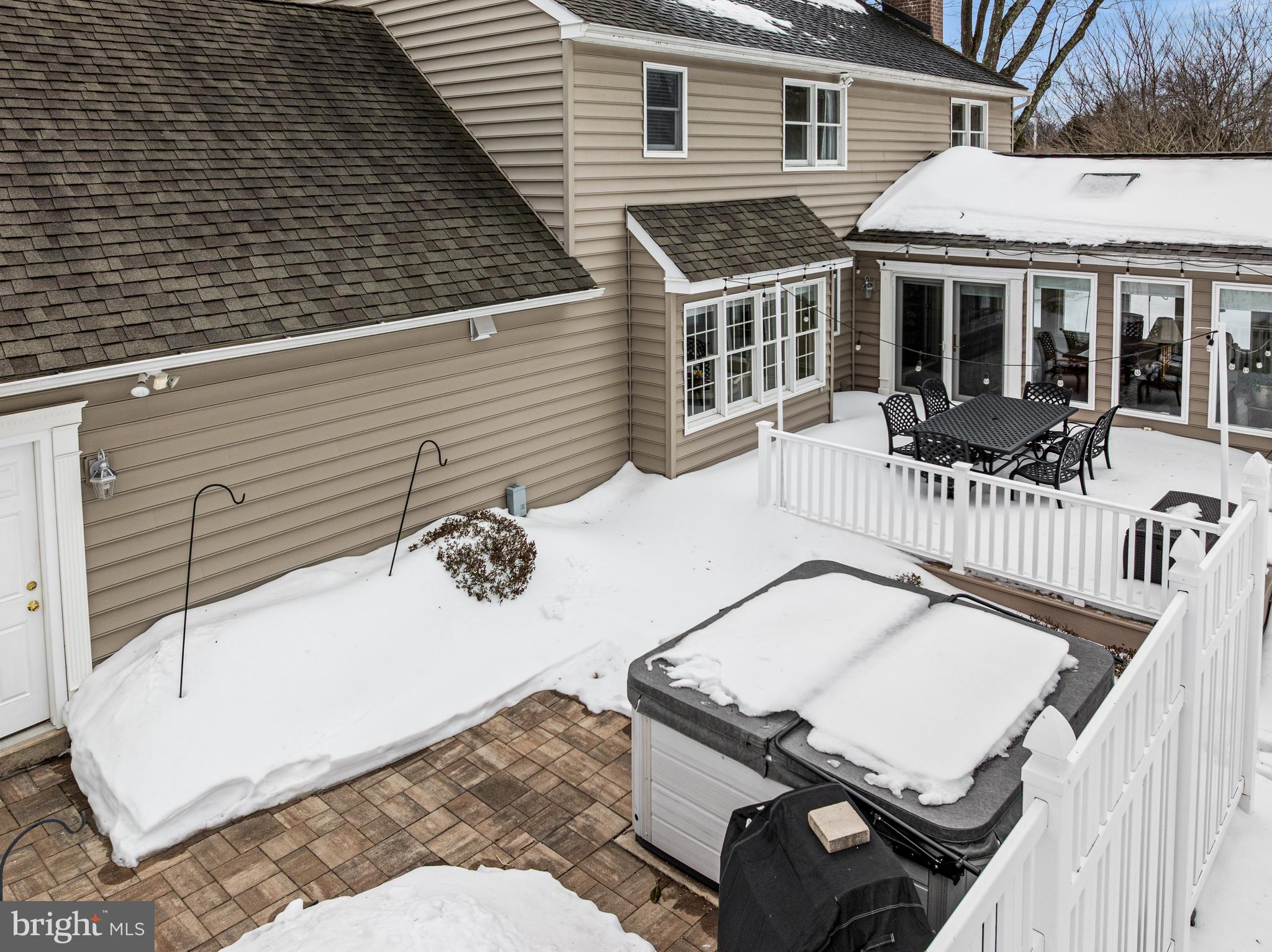 BOW TREE - Residential