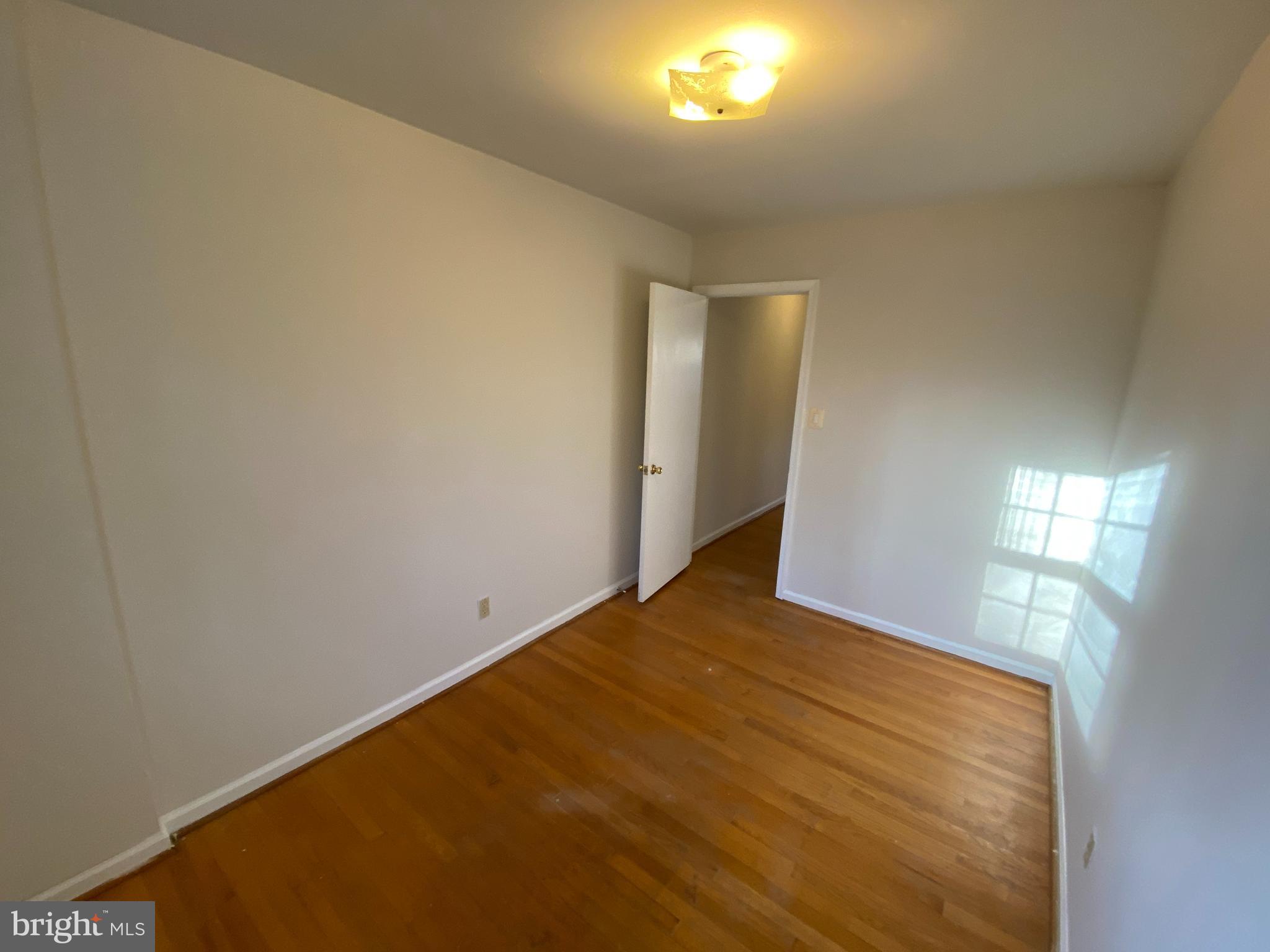 OLDE GREENWICH - Residential Lease