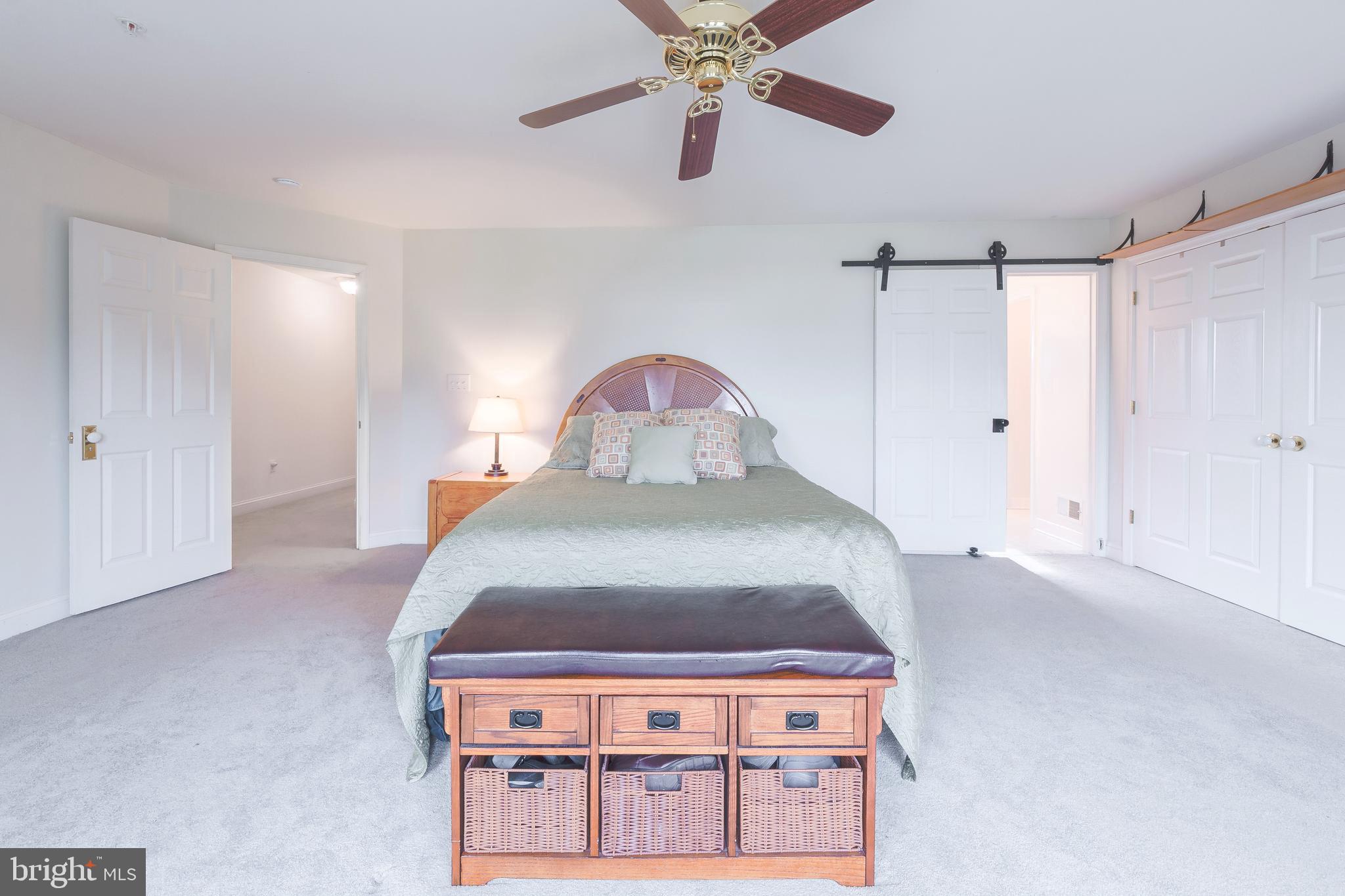 THOMPSON CREEK TOWNHOMES - Residential