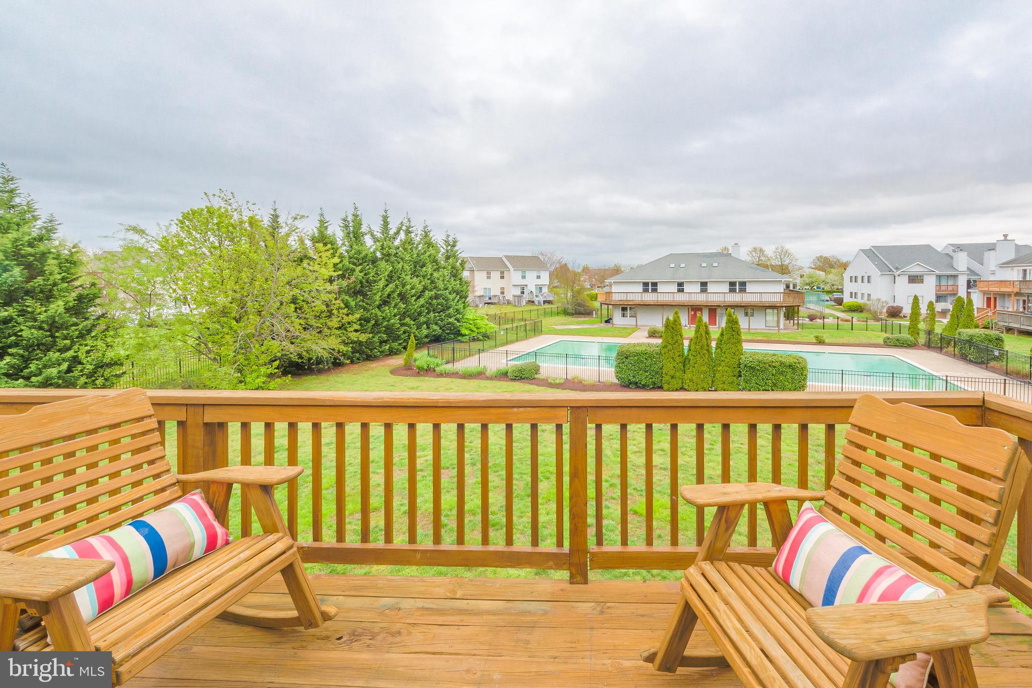 THOMPSON CREEK TOWNHOMES - Residential