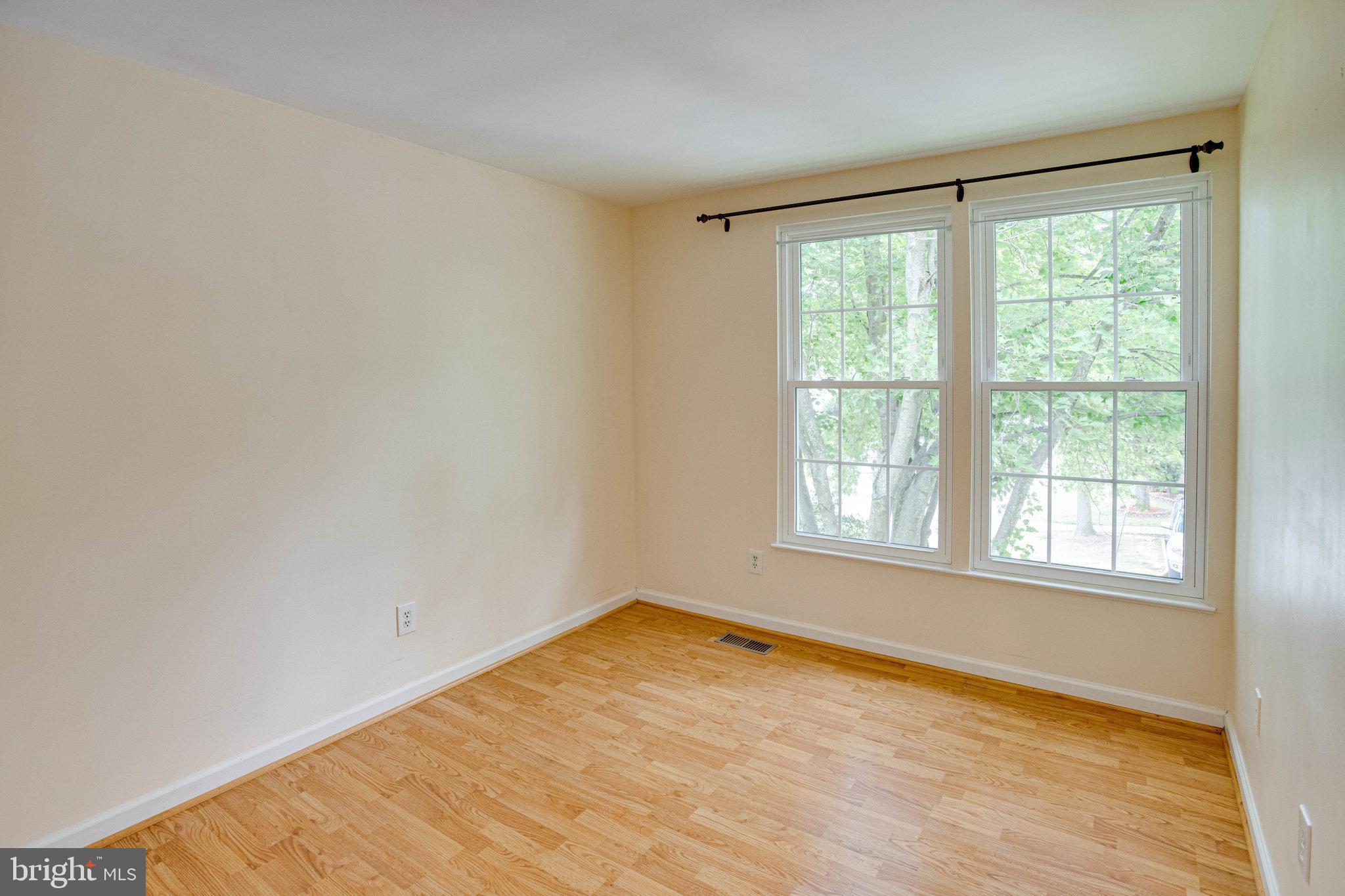 OLD BRIDGE ESTATES - Residential Lease