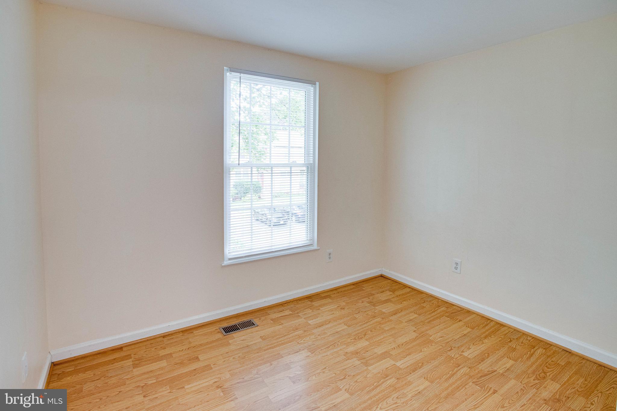 OLD BRIDGE ESTATES - Residential Lease