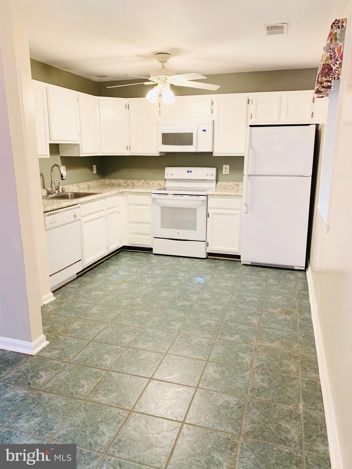 GREENS OF WARTHER - Residential Lease