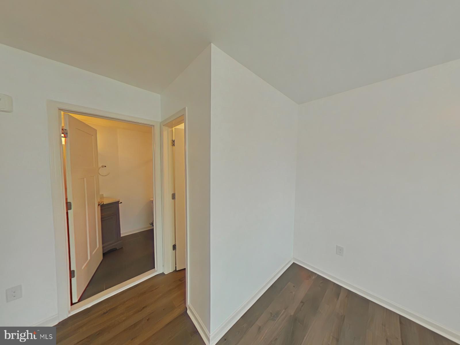 ROXBOROUGH - Residential Lease