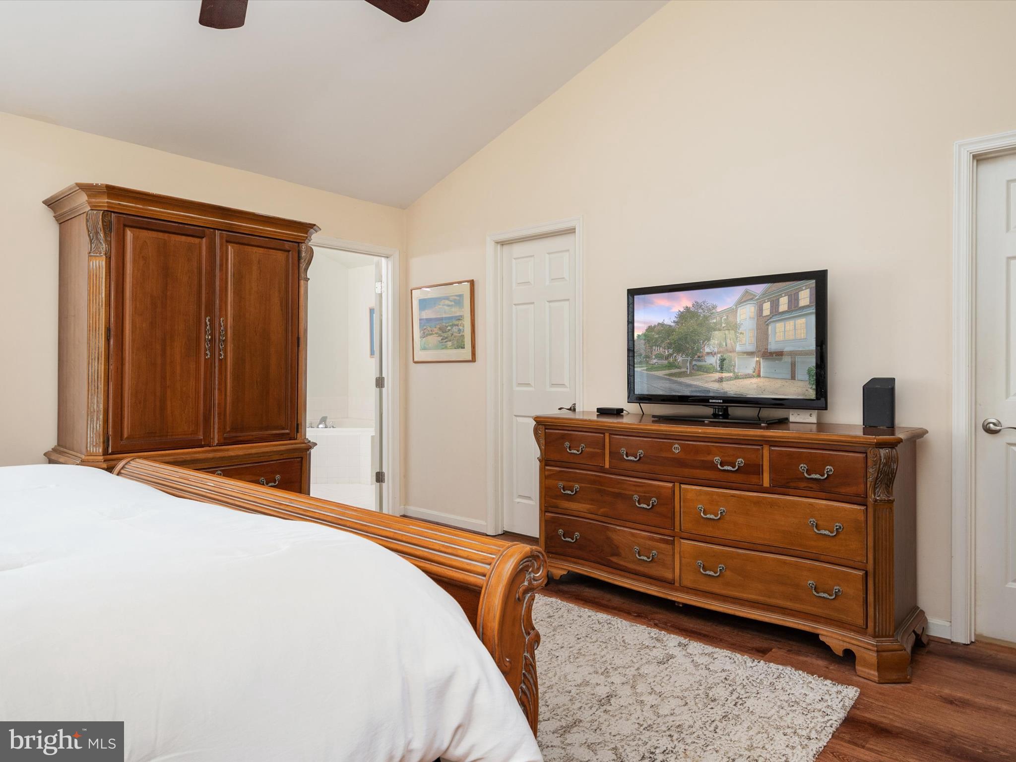 ST ANDREWS CONDOMINIUMS AT BAY HILLS - Residential