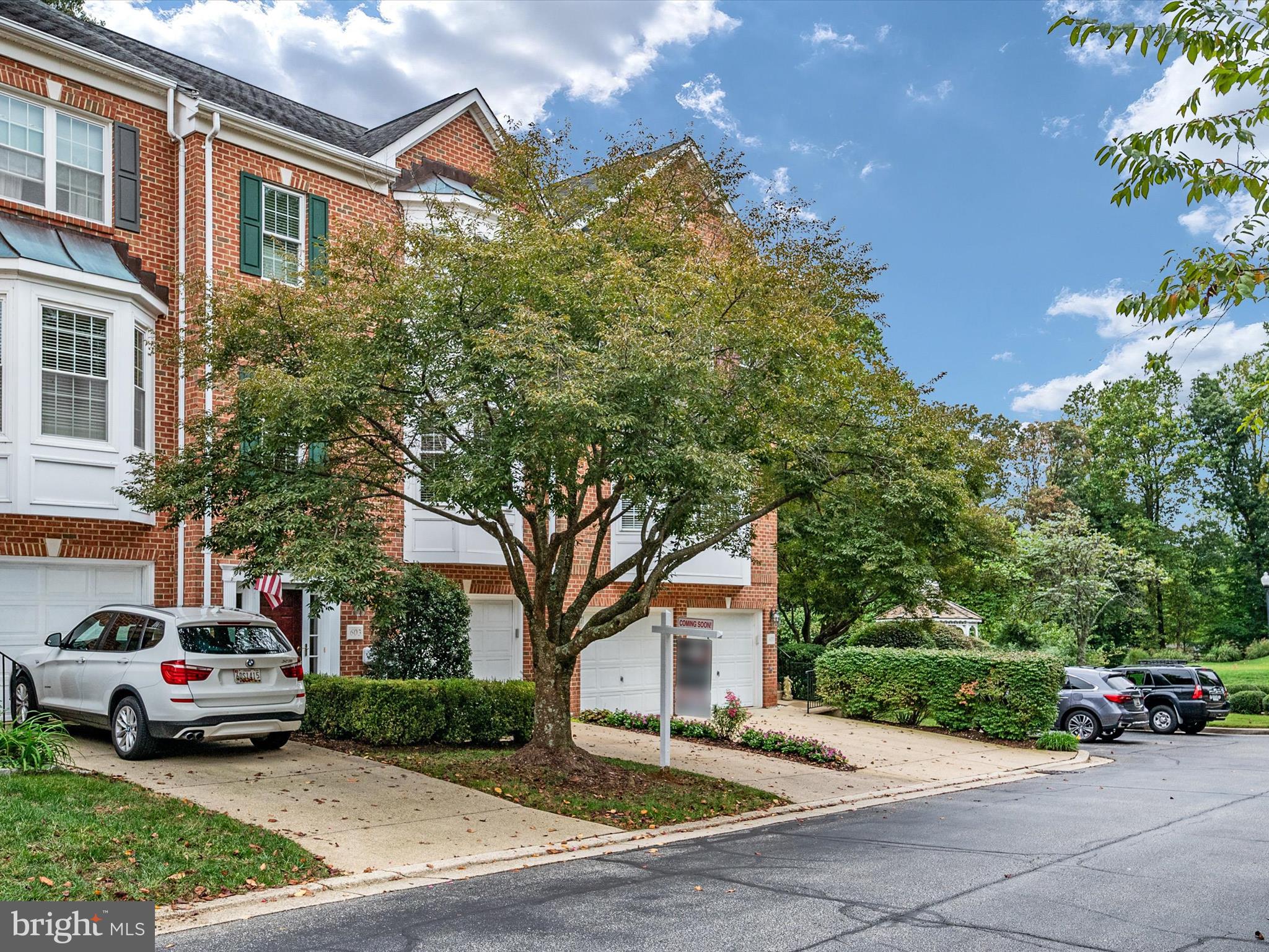 ST ANDREWS CONDOMINIUMS AT BAY HILLS - Residential