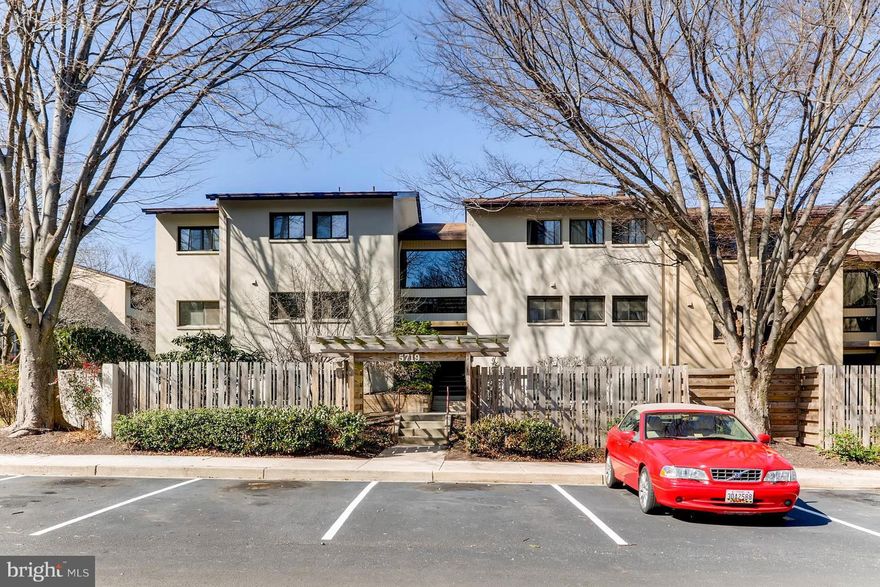Sleek 3 bed, 2 full bath condo in charming Deering Woods.  Large Condo with over 1500 sq ft boasting Stylish updates throughout, including granite countertops, ceramic tile, new SS appliances.