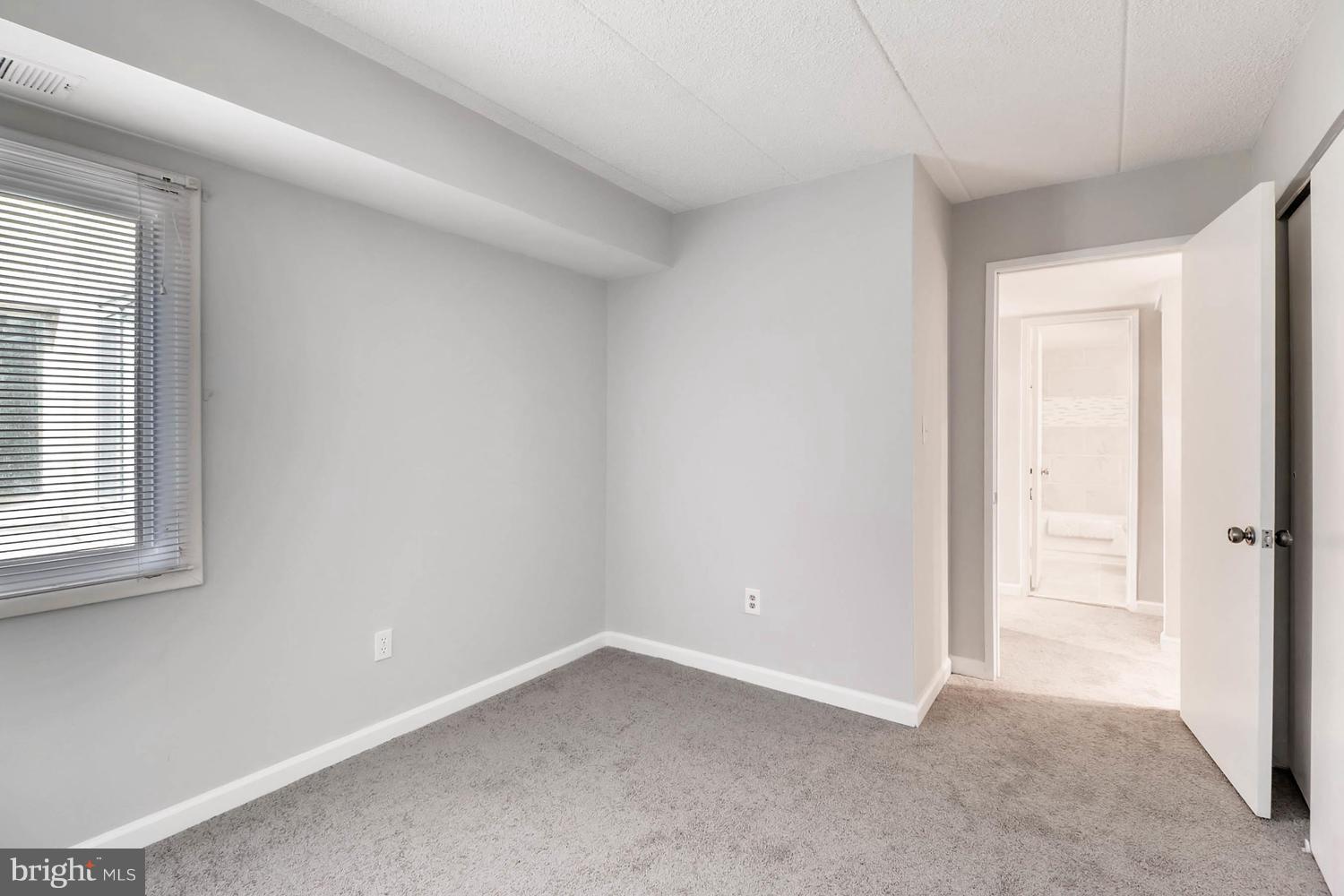 DEERING WOODS - Residential