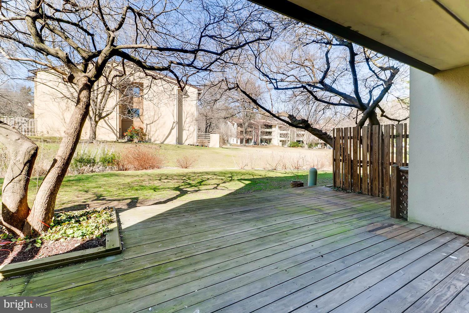 DEERING WOODS - Residential