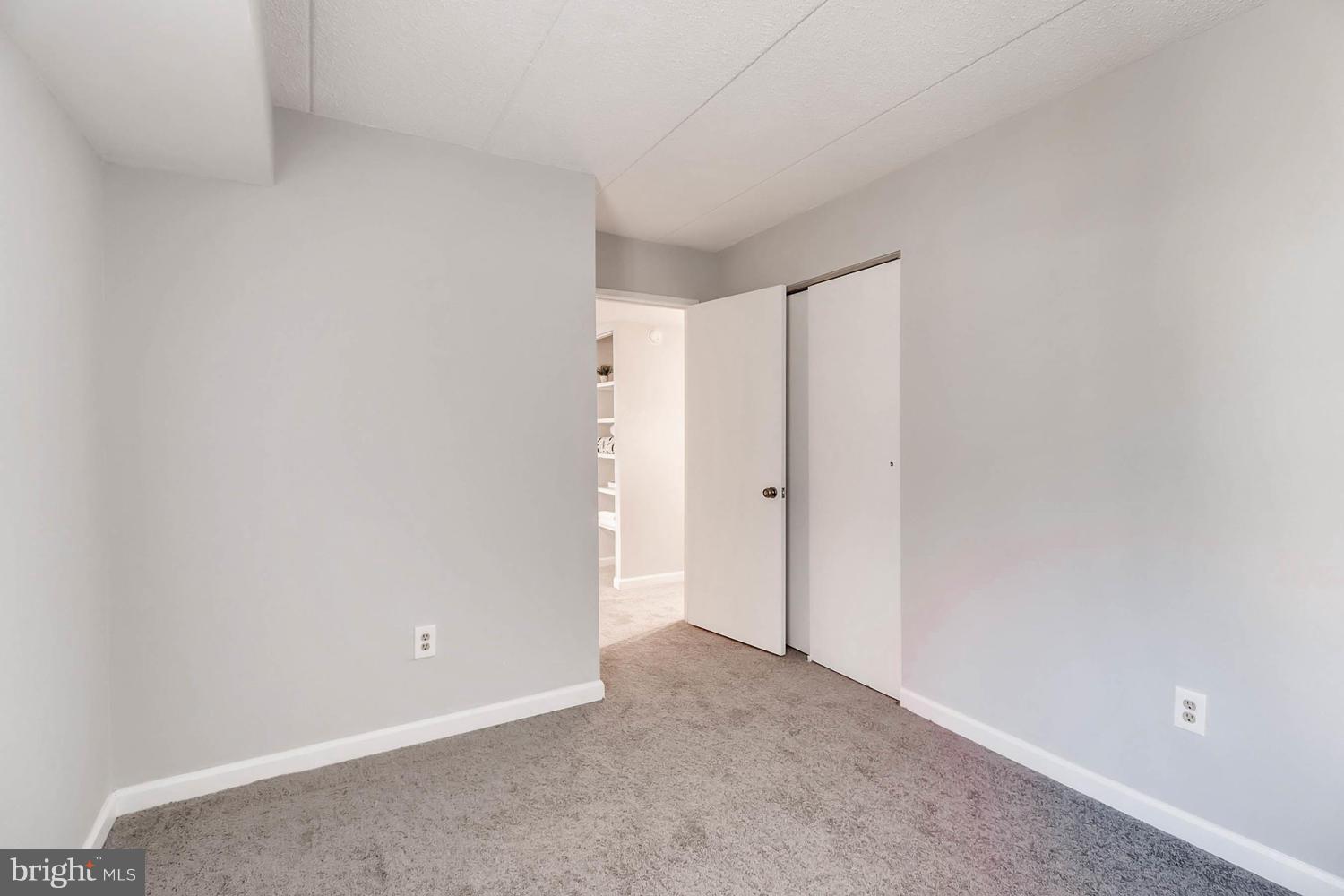 DEERING WOODS - Residential