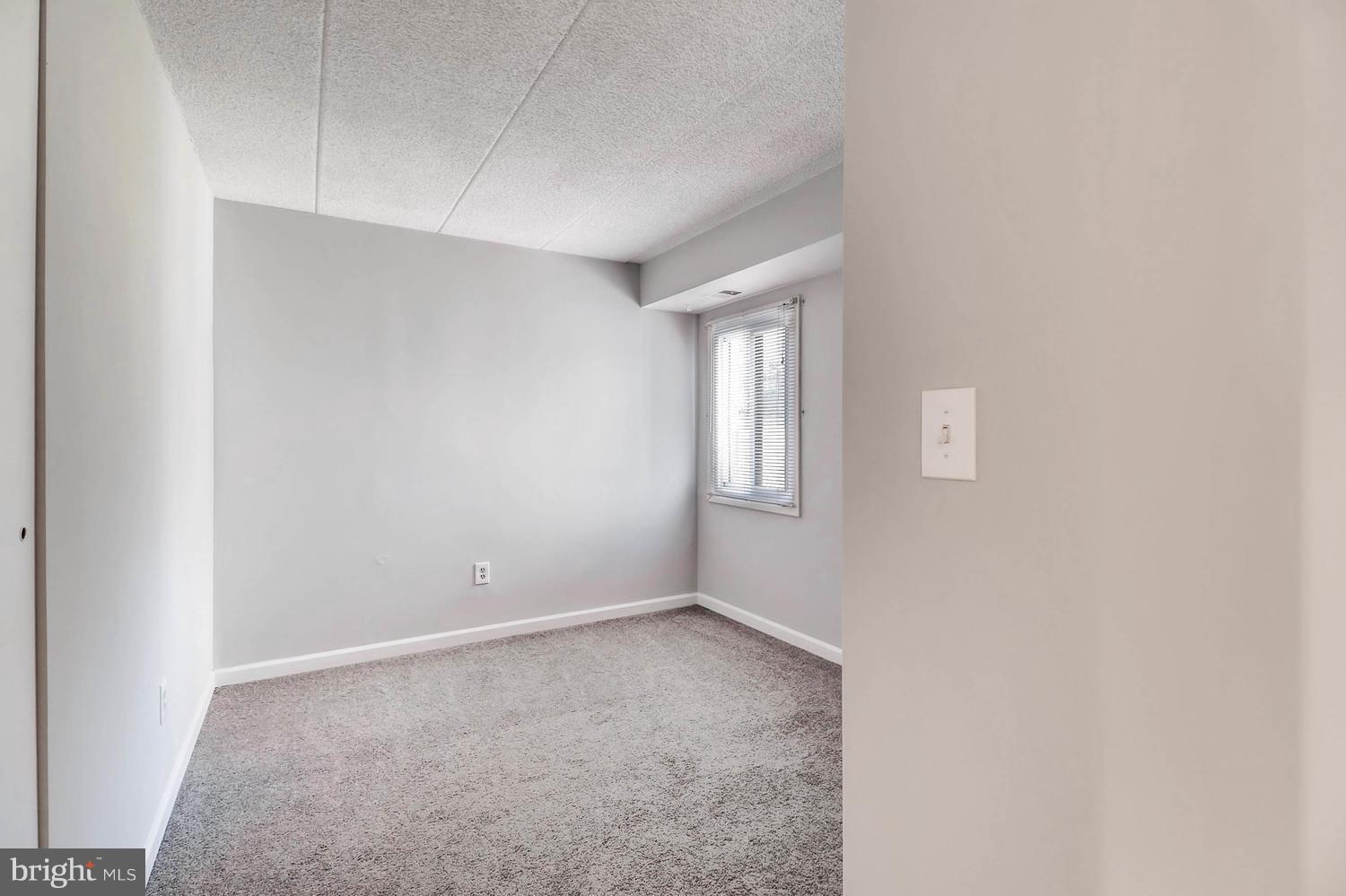 DEERING WOODS - Residential