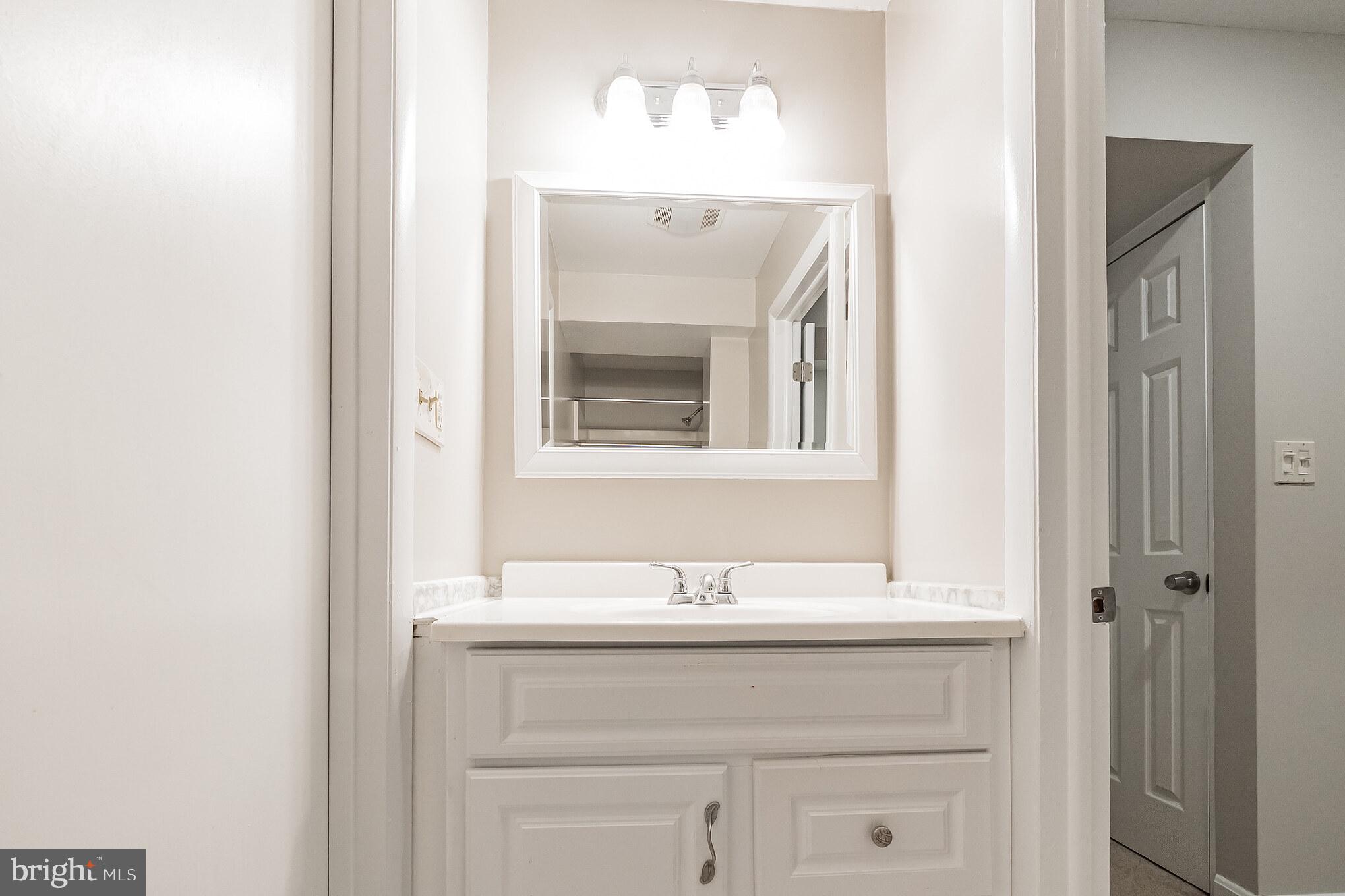 WILDE LAKE - Residential