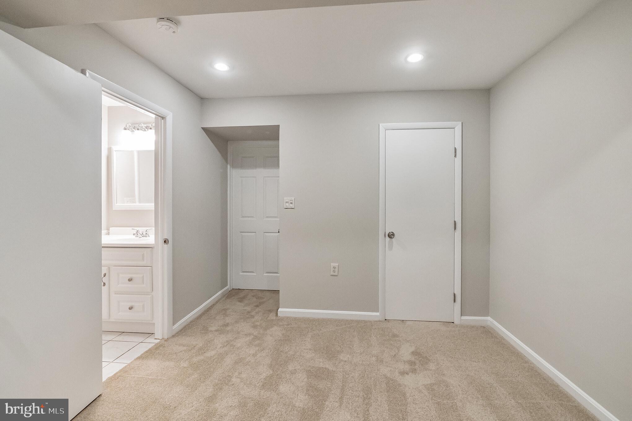 WILDE LAKE - Residential