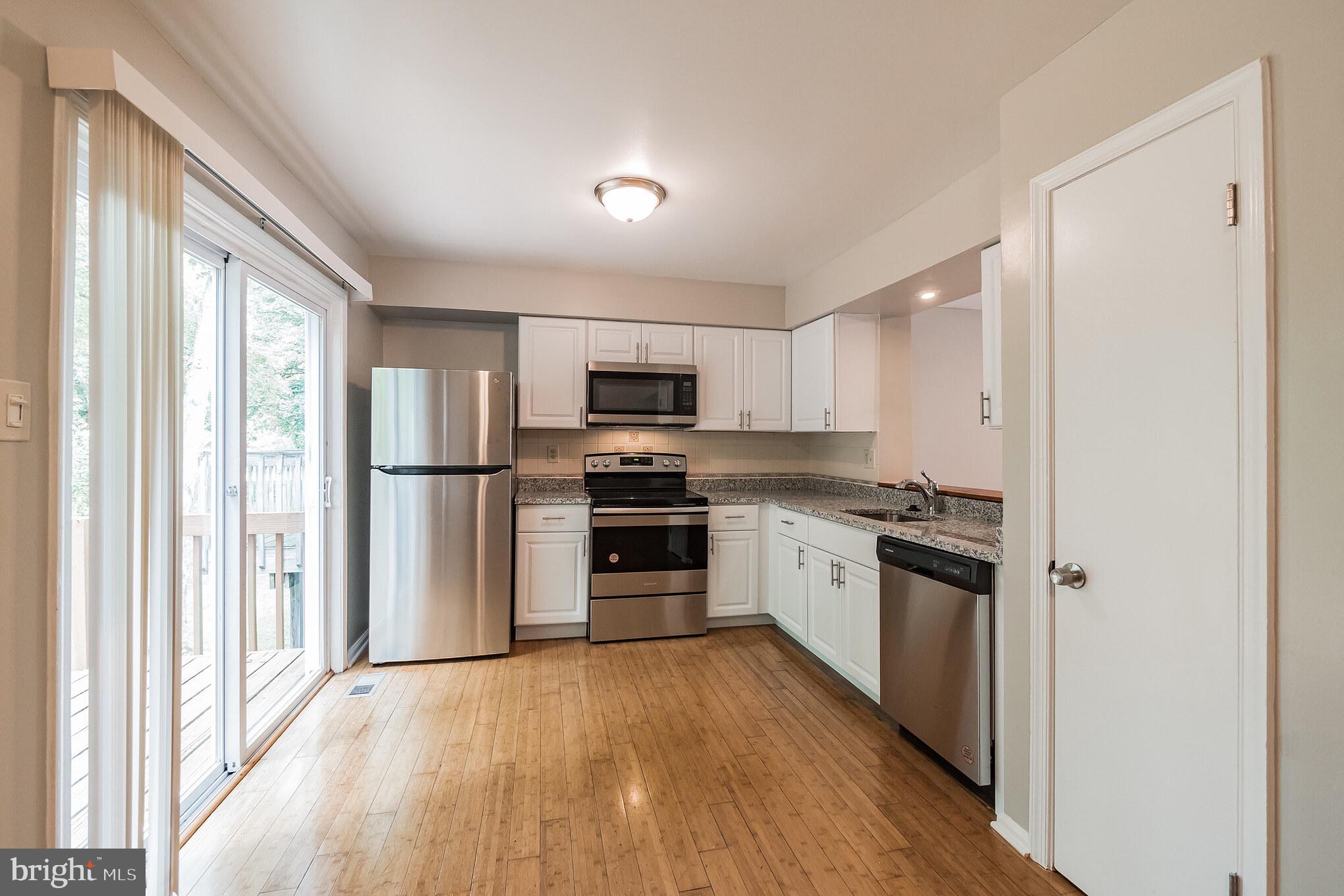 WILDE LAKE - Residential