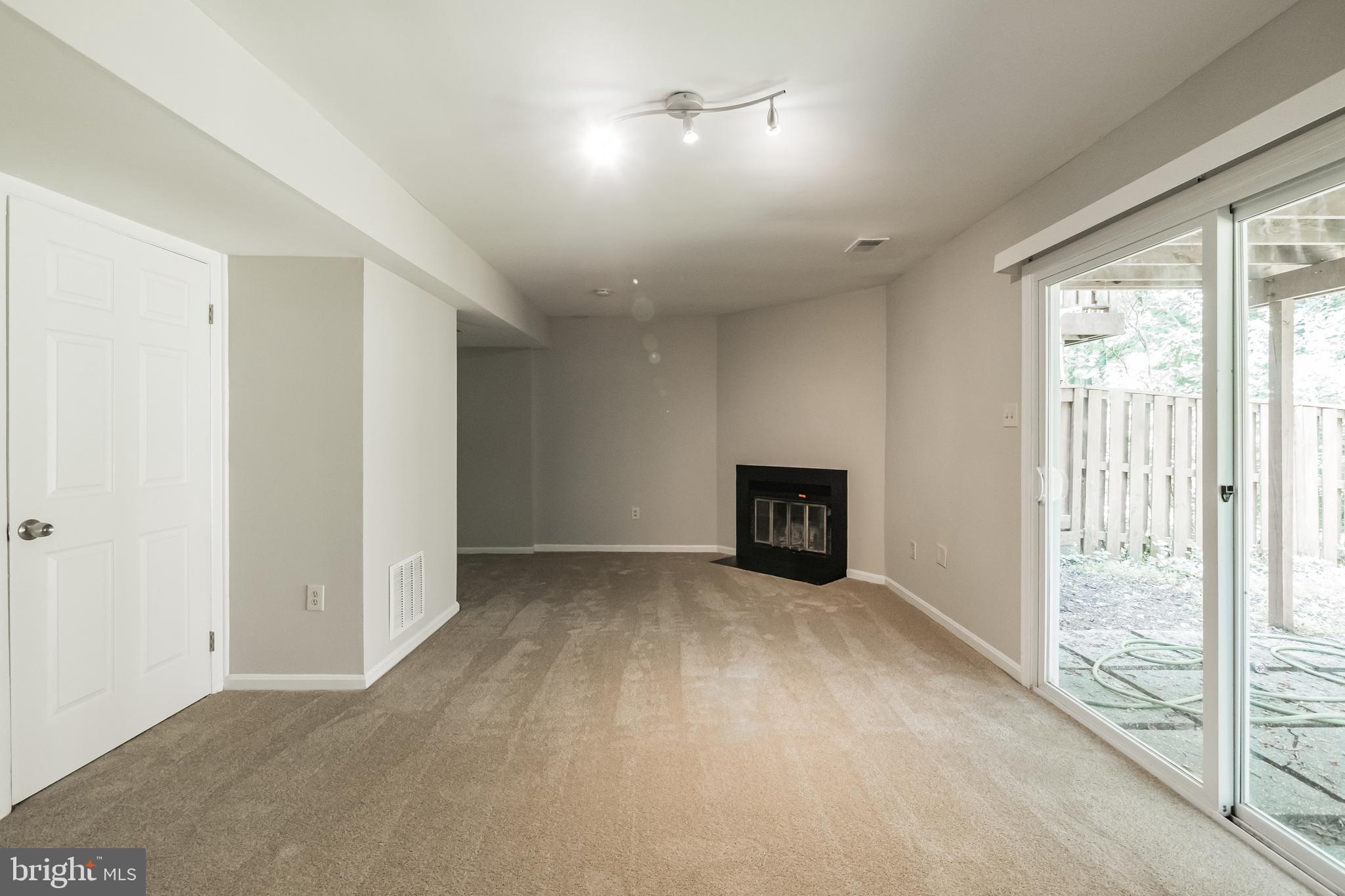 WILDE LAKE - Residential