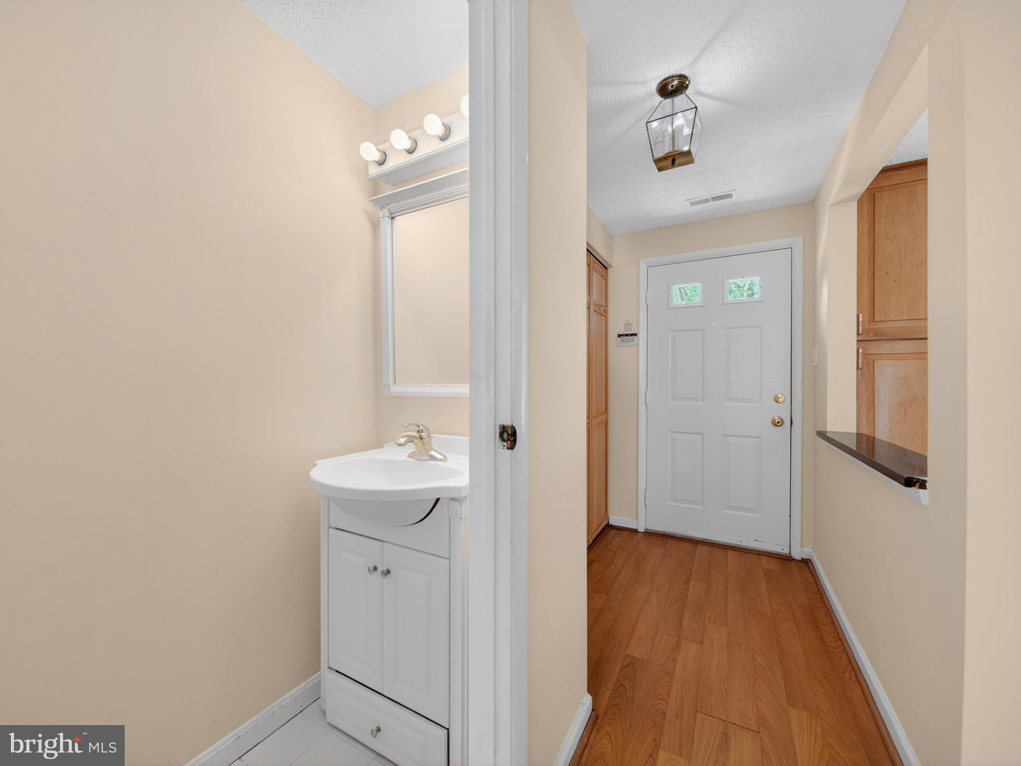 OAK SPRINGS - Residential