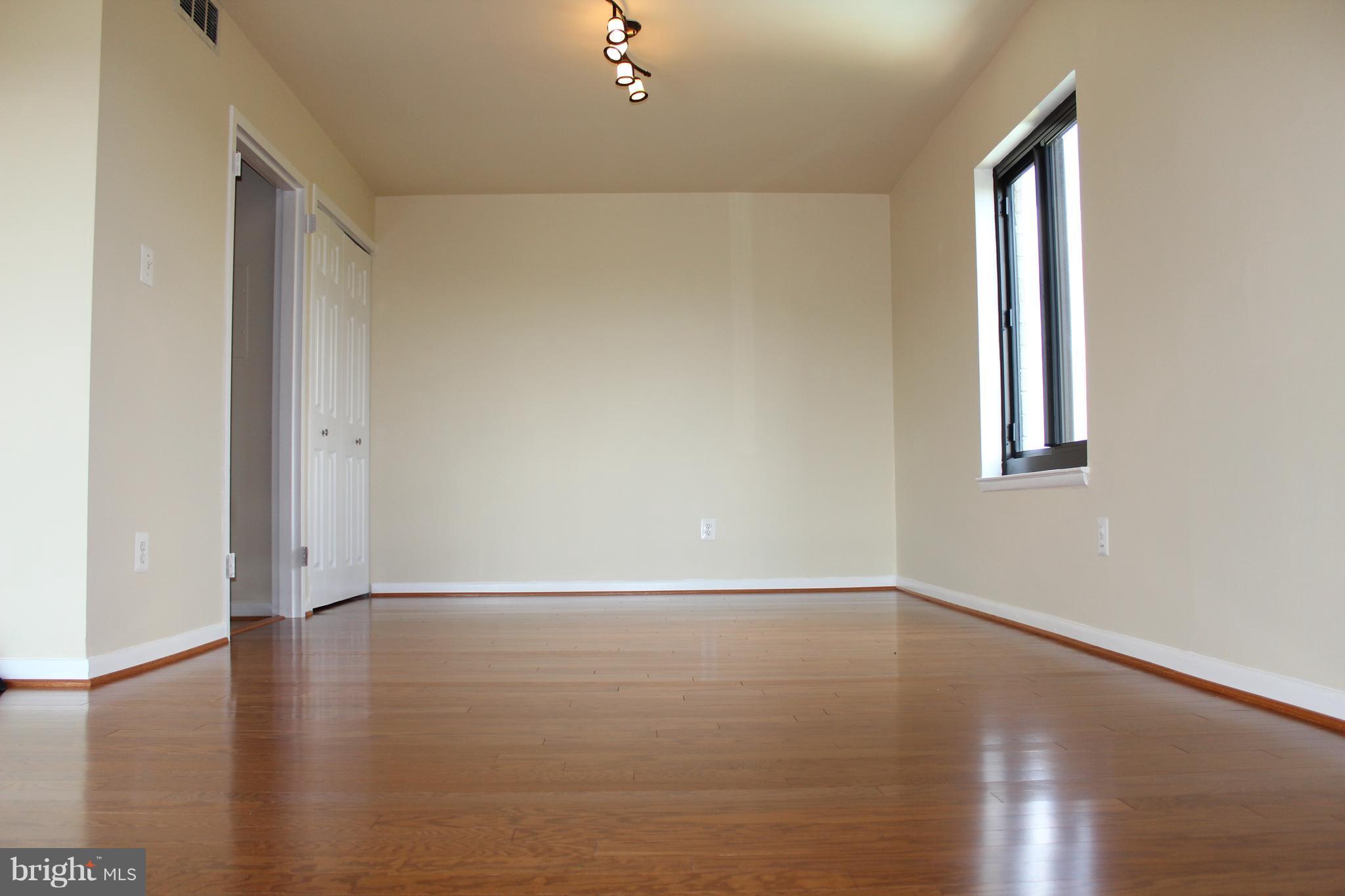 WOODLAKE TOWERS - Residential