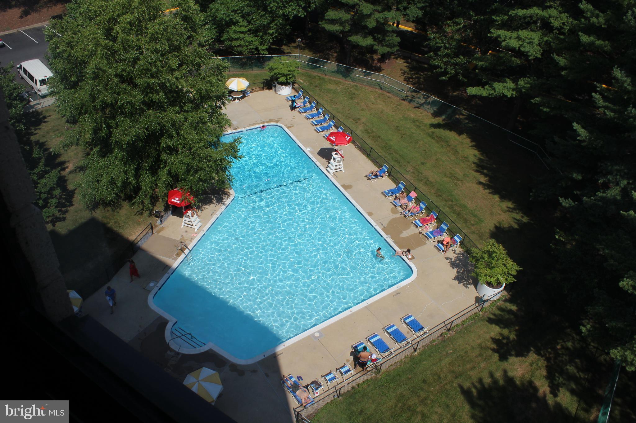 WOODLAKE TOWERS - Residential